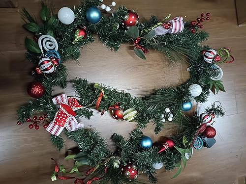 Miniatura 5 de Valery Madelyn Guirnalda de Navidad preiluminada de 9 pies con luces para manto, guirnalda de Navidad iluminada al aire libre con bolas y lazos