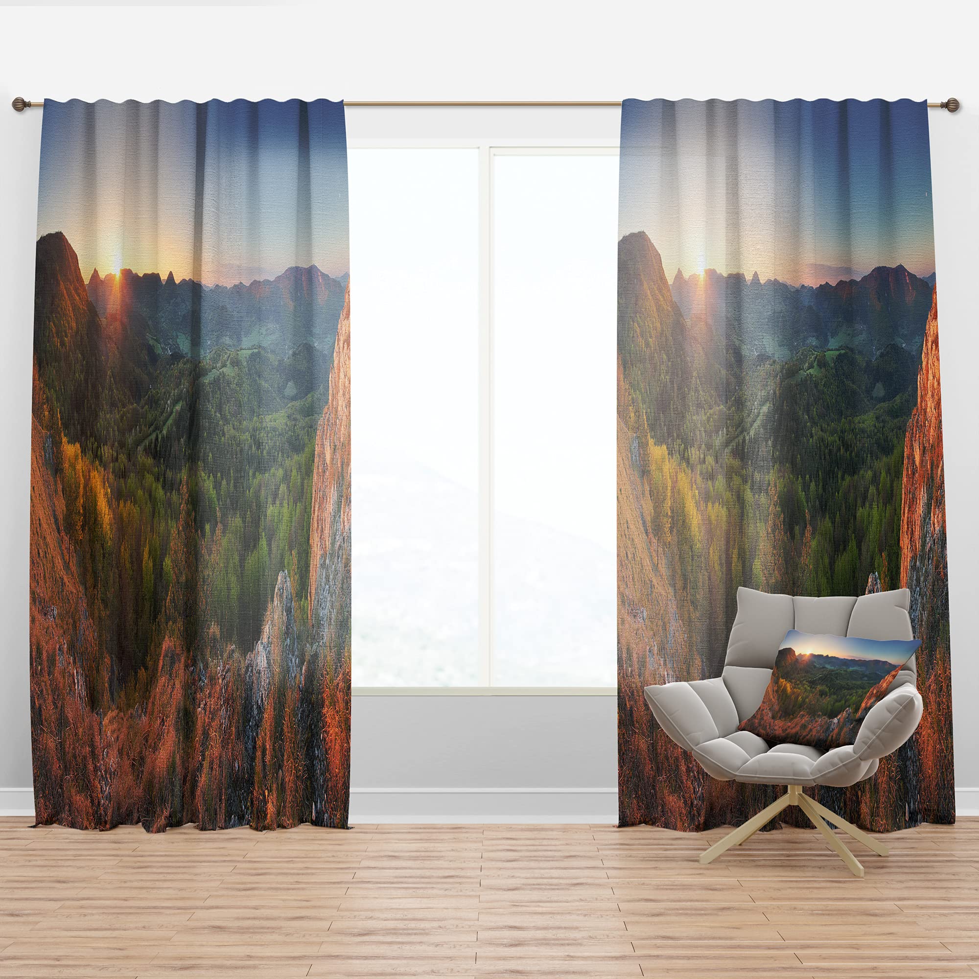 Rideaux forêt printanière DesignQ pour salon lumineux et chaleureux