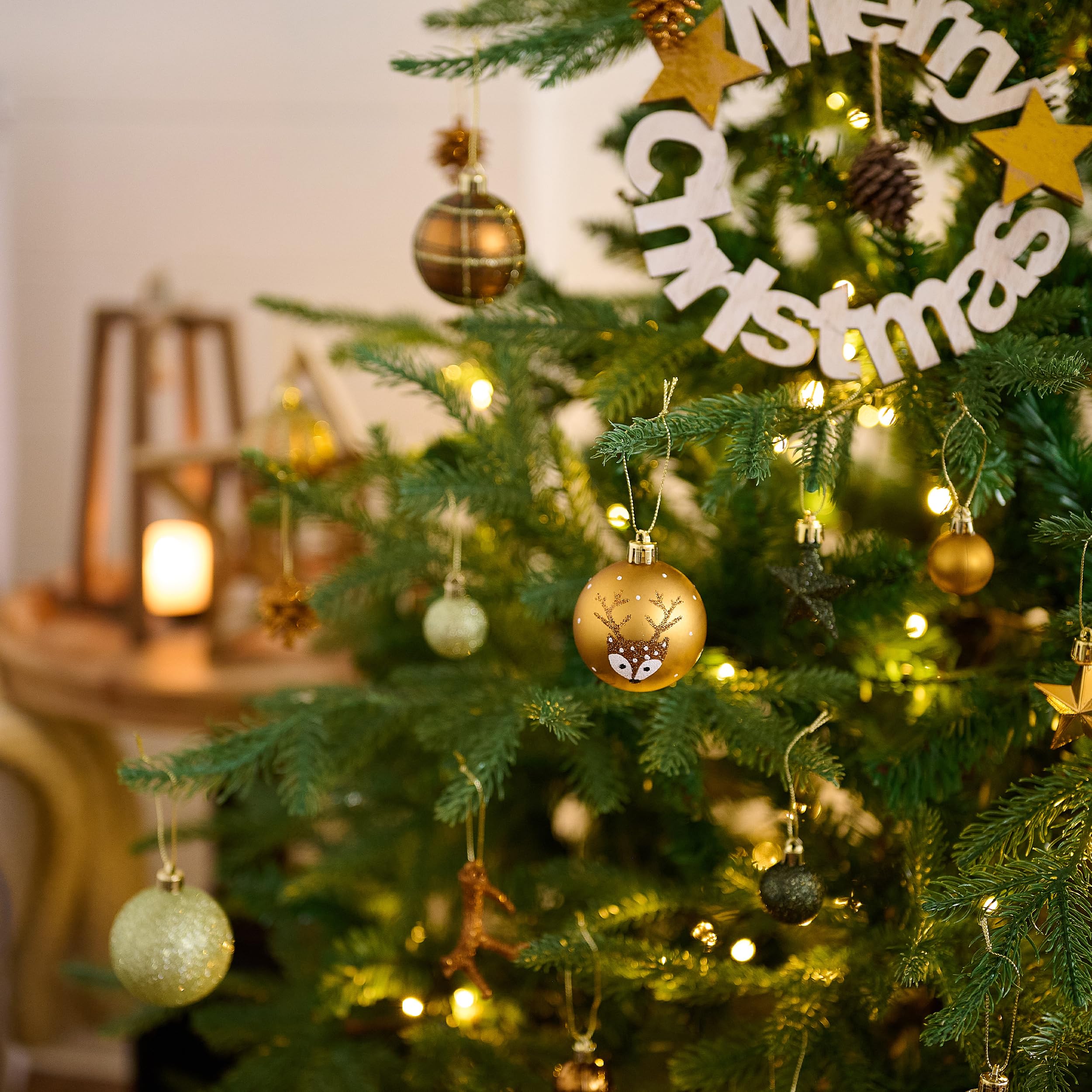 Valery Madelyn Lot de 60 boules de Noël - Décoration de Noël - En plastique - Bronze - Vert - Avec crochet de suspension - Thème forêt (M)