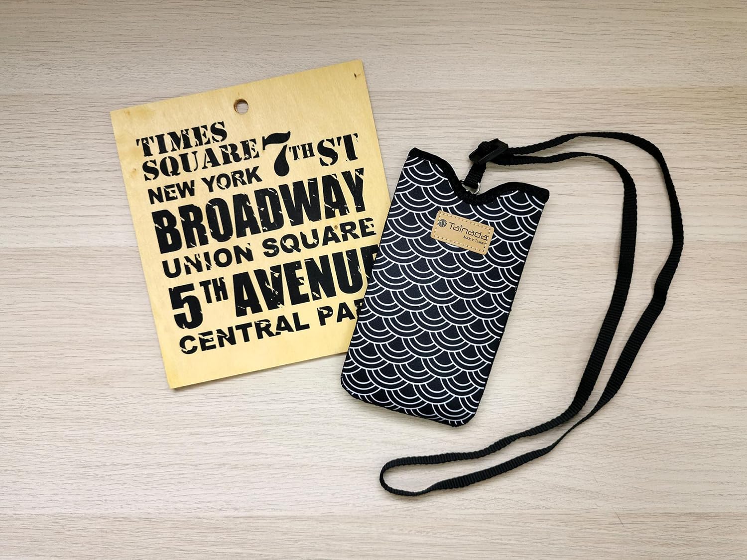 Tainada Men Women Neoprene Shockproof Cell Phone Sleeve Pouch Carrying Case w/Neck Lanyard, Belt Loop Holster for iPhone 17/16 Pro Max, Air, 16 Plus, Samsung S25+, S24, A56, Z Fold7 (Black Waves) - Image 3