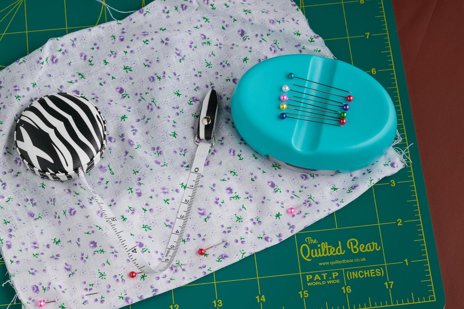 The Quilted Bear Magnetic Pin Cushion - Magnetic Pin Cushion with 25 Pearl-Headed Sewing Pins & a Handy Plastic Drawer Organizer for Pins & Sewing Supplies (Rainbow)