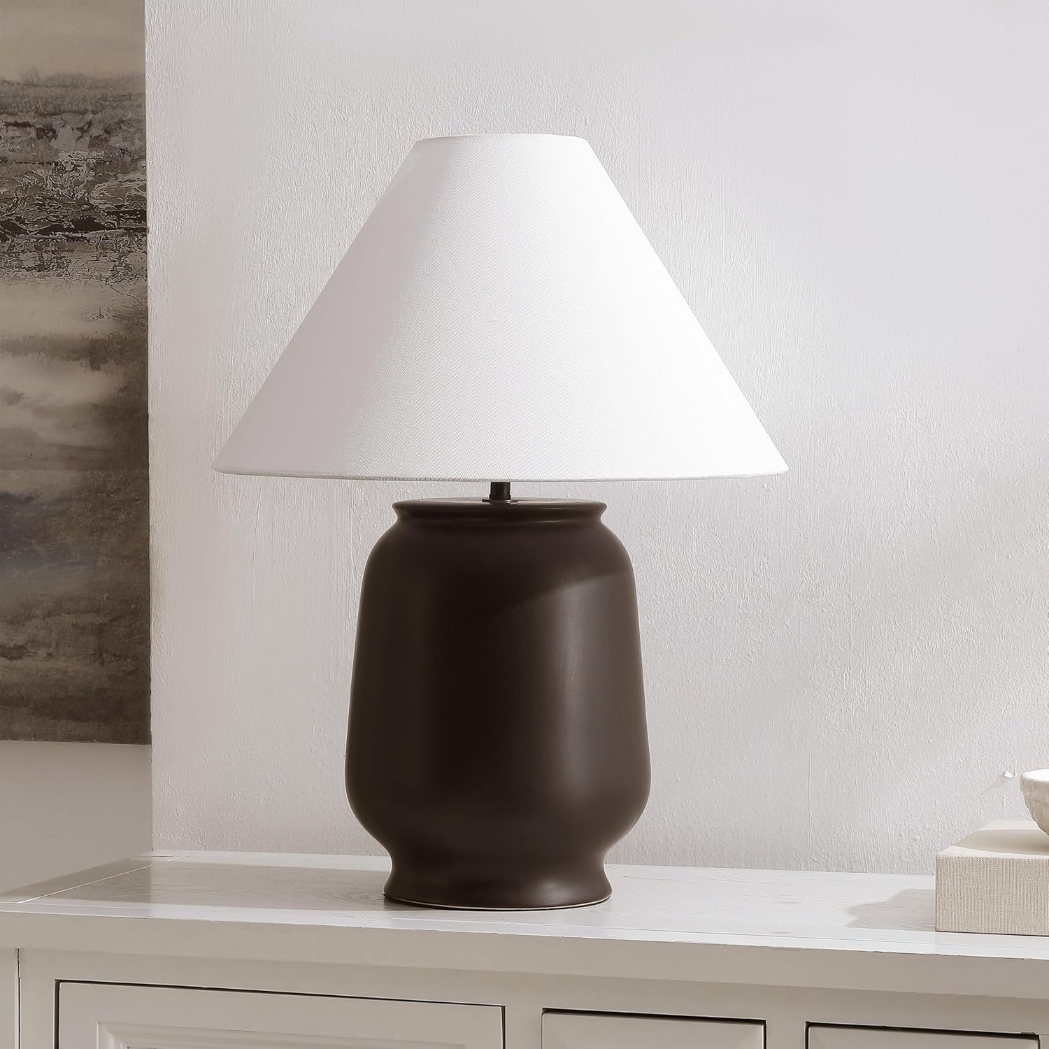 SAFAVIEH Lighting Collection Mattie Black Ceramic & White Shade 21-inch Table Lamp for Bedroom, Living Room, Home Office, Desk, Nightstand