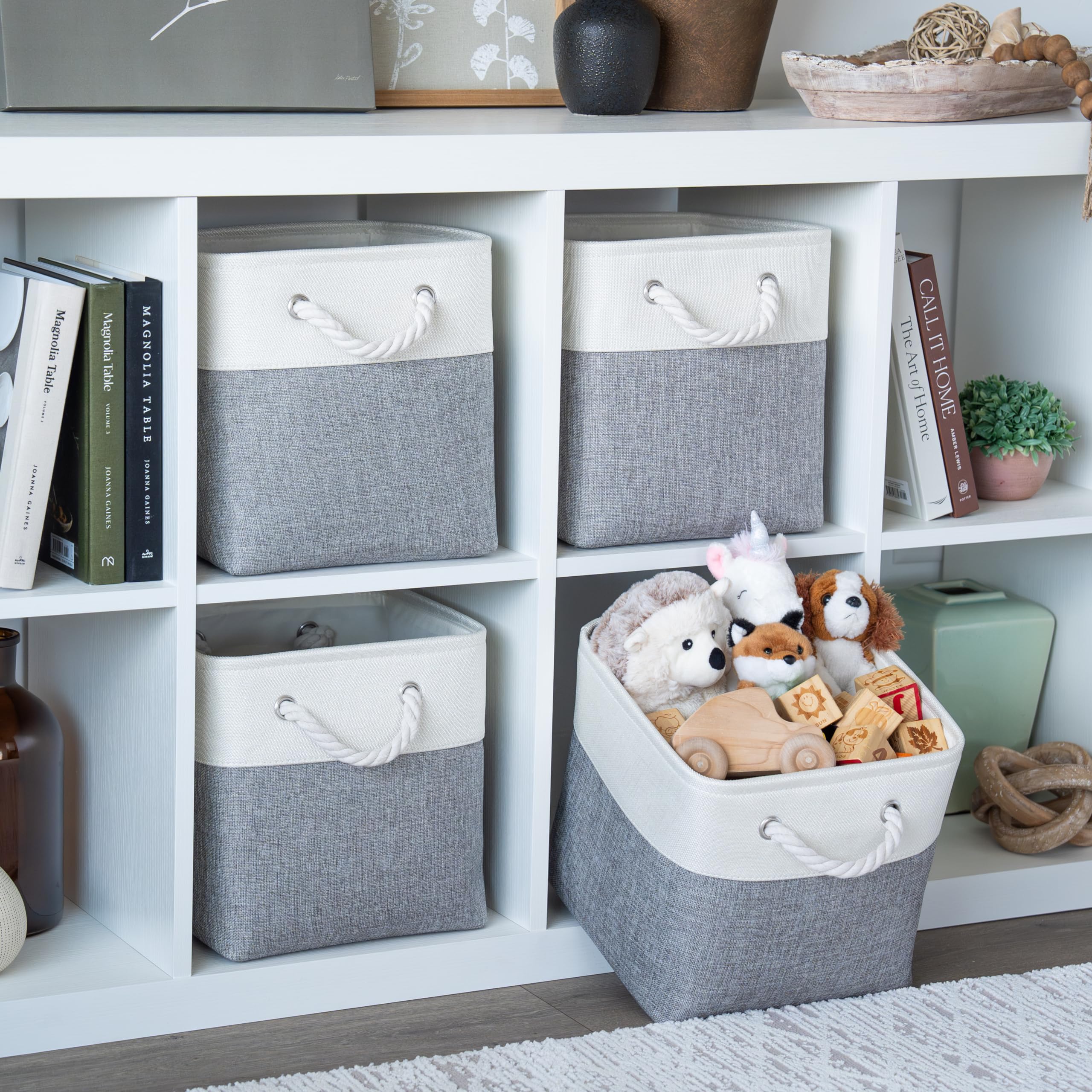 OrganiHaus Set di 3 Cubi Scatole Portaoggetti 28x28, Cestini Portaoggetti in Tessuto con Manici in Corda, Cubi Portaoggetti Pieghevoli per Libreria Kallax, Cestino per la Cameretta. Grigio/Bianco