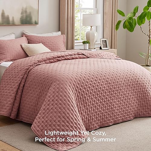 Miniatura 10 de Bedsure Juego de edredón tamaño King  Juego de ropa de cama prelavado tamaño King  Colcha ultrasuave tamaño King  Colcha de color amarillo crema