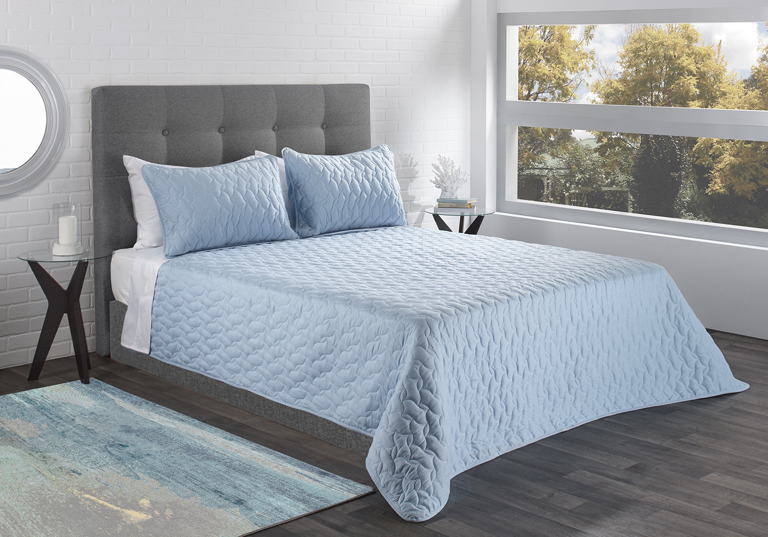 Juego de colcha King azul claro Serenity ropa de cama acolchada de tres piezas matrimonio