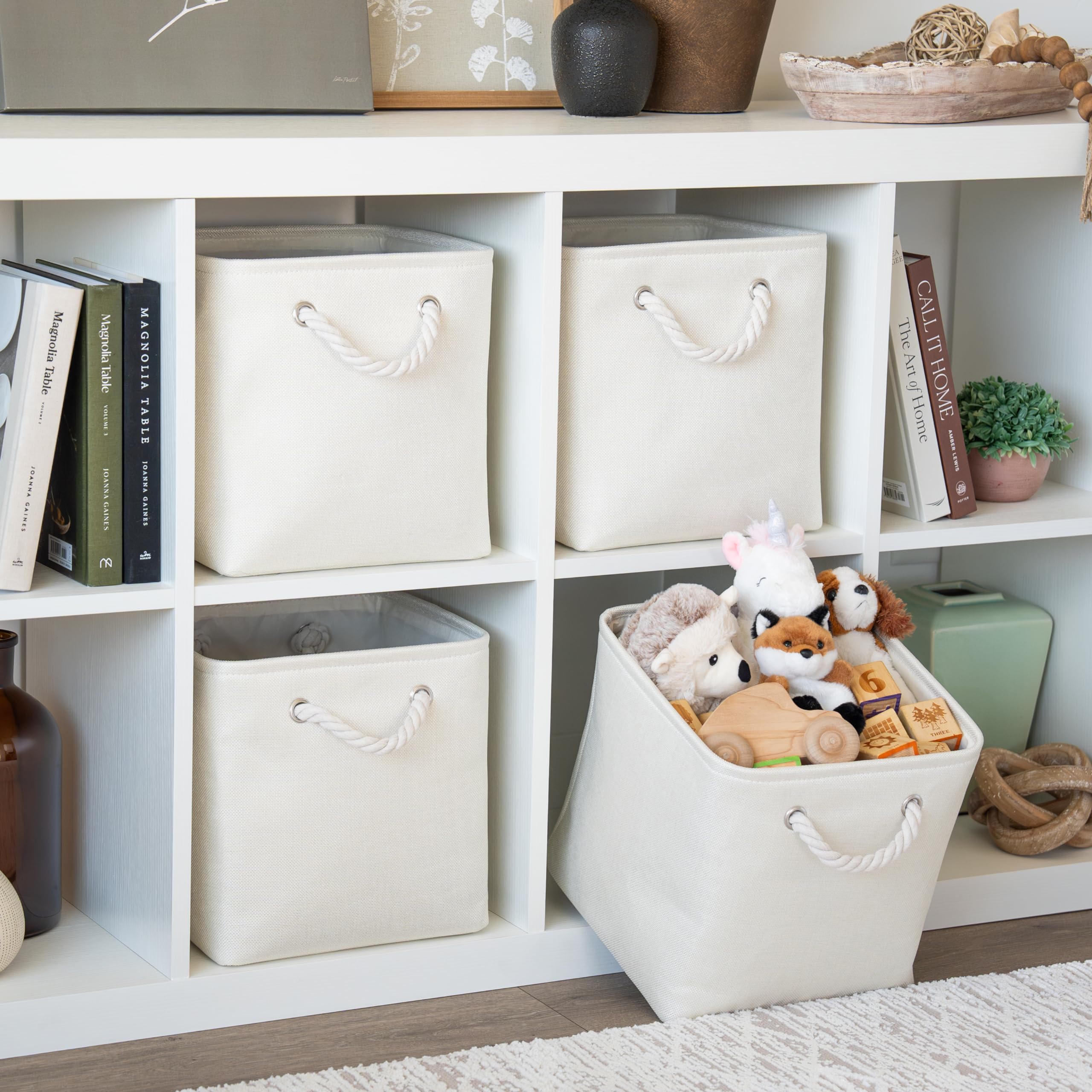 OrganiHaus Set di 3 Cubi Scatole Portaoggetti 28x28, Cestini Portaoggetti in Tessuto con Manici in Corda, Cubi Portaoggetti Pieghevoli per Libreria Kallax, Cestino per la Cameretta. Bianco