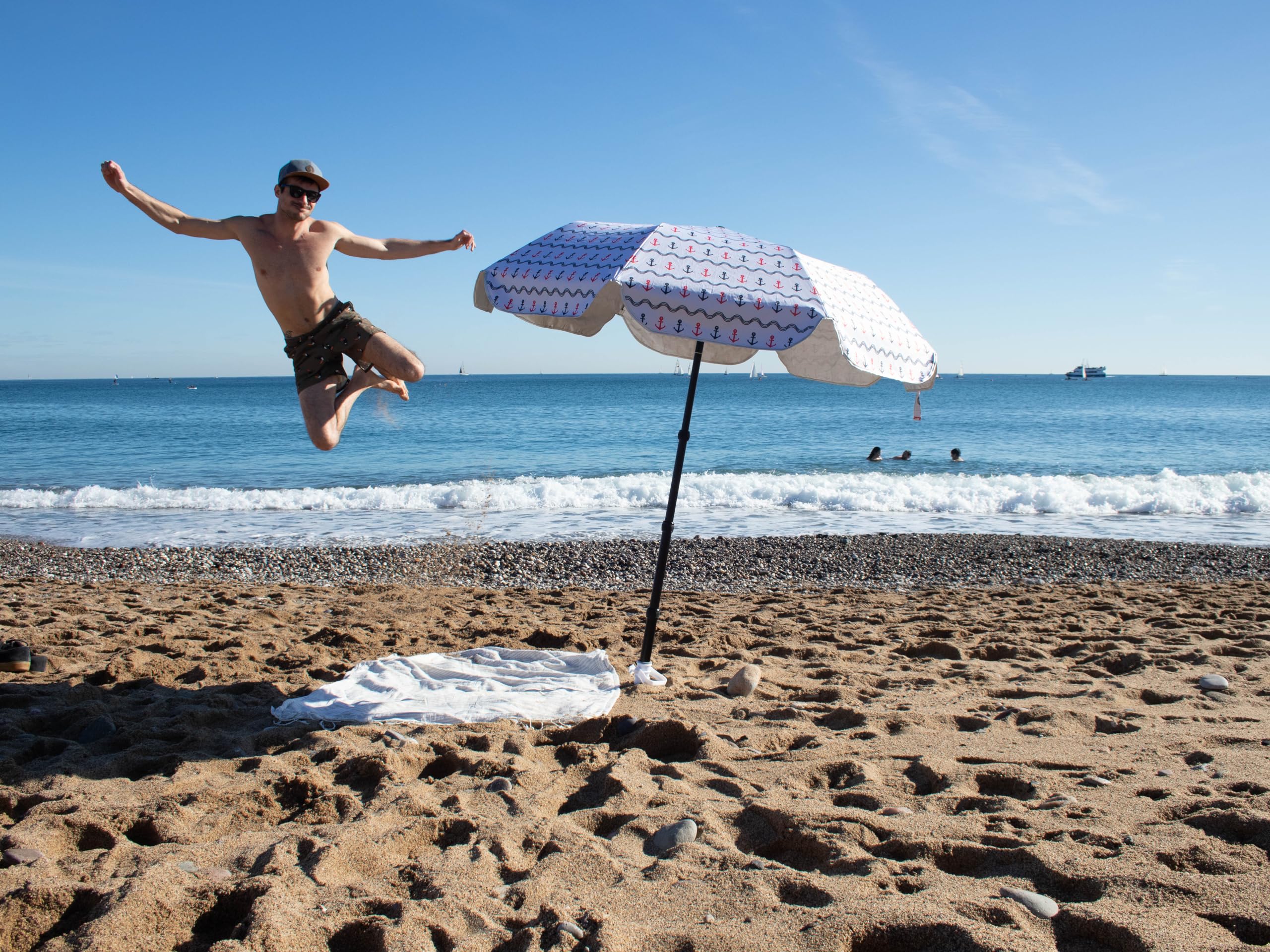 ECLIPSE - Ombrellone da spiaggia pieghevole, perfetto per viaggi, moto, zaino... 1KG, 39CM chiuso -134 Ø, UPF30