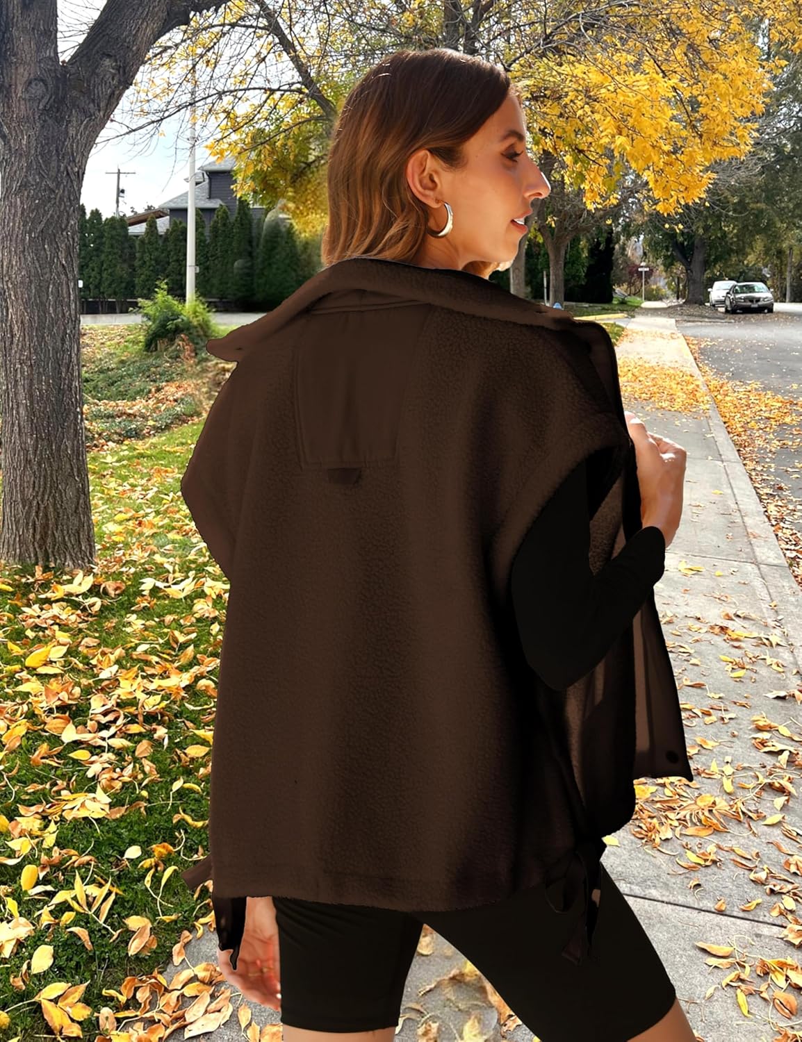 Sherpa Jacket for Women Casual Fleece Vest Oversized Sleeveless Outwear Warm Button Down Gilet with Pockets - Image 3