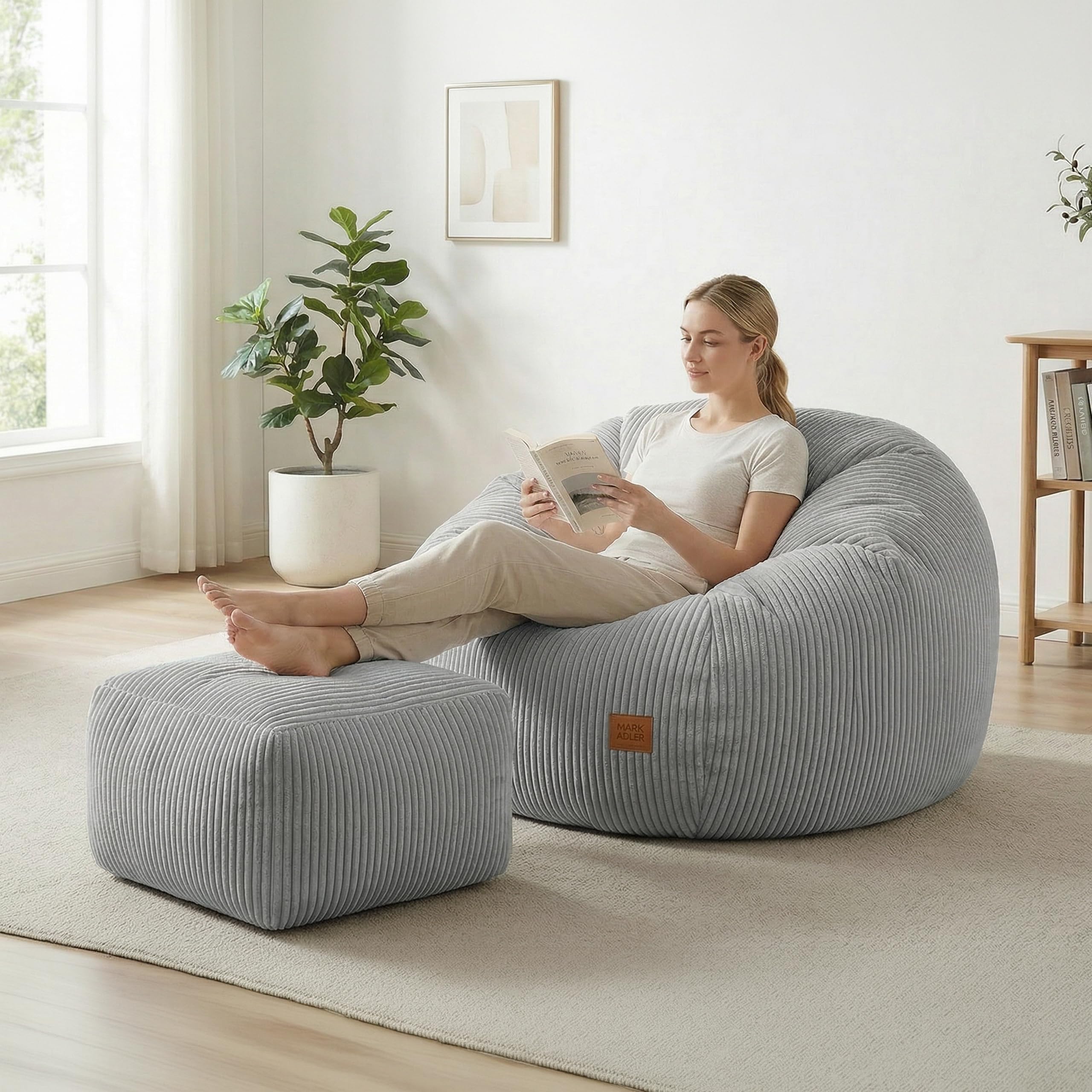 MARK ADLER Comfy 3.0 Fauteuil Pouf XXL avec Repose-Pieds en Velours Côtelé – Ensemble Siège de Sol – Bean Bag Salon Moelleux avec Poche et Poignée - Idéal pour, Terrasse et Jardin – Gris