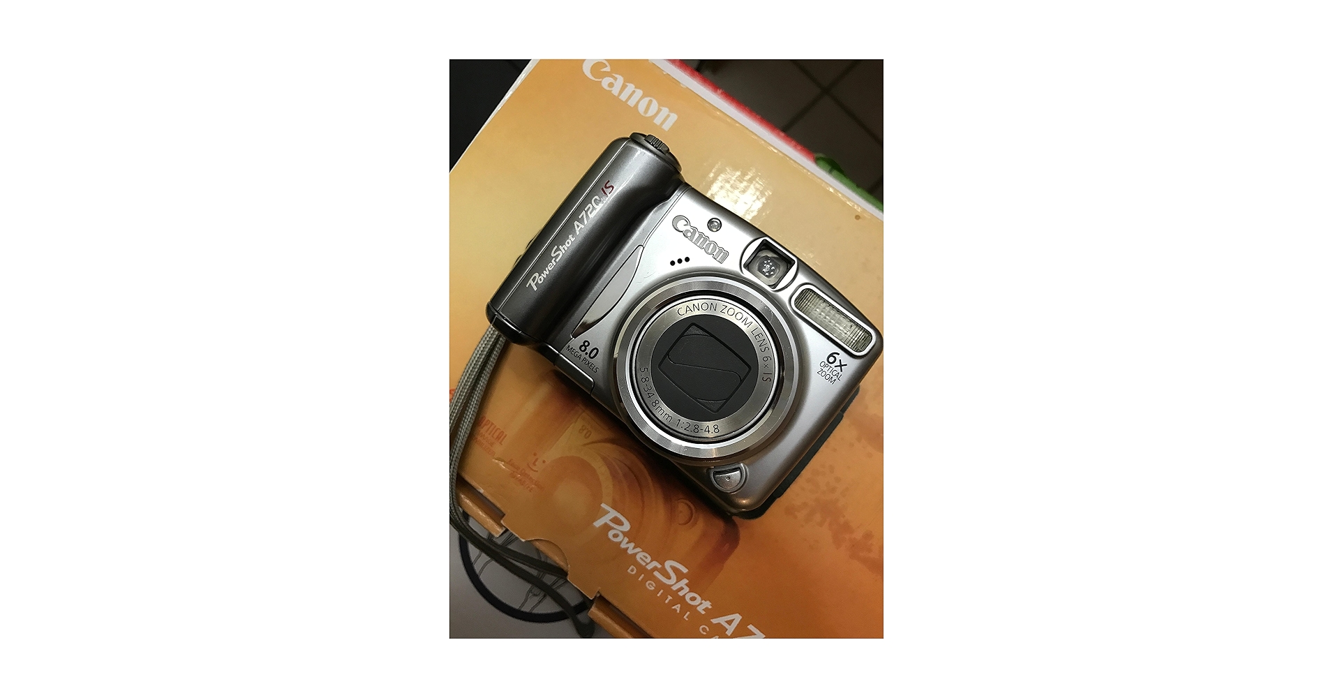 【完動品】Canon PowerShot A720 ISデジタルカメラ Canon PowerShot A720 IS 8-megapixel digital camera with