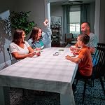 SLAPZI - Le Jeu de Correspondance Rapide, Associez des Cartes Images aux Cartes Indices et Tapez Votre Correspondance, Rapide, Amusant et Facile, Parfait pour les Soirées Jeux en Famille & les Fêtes. pour 2-8 Joueurs, Âges 8+