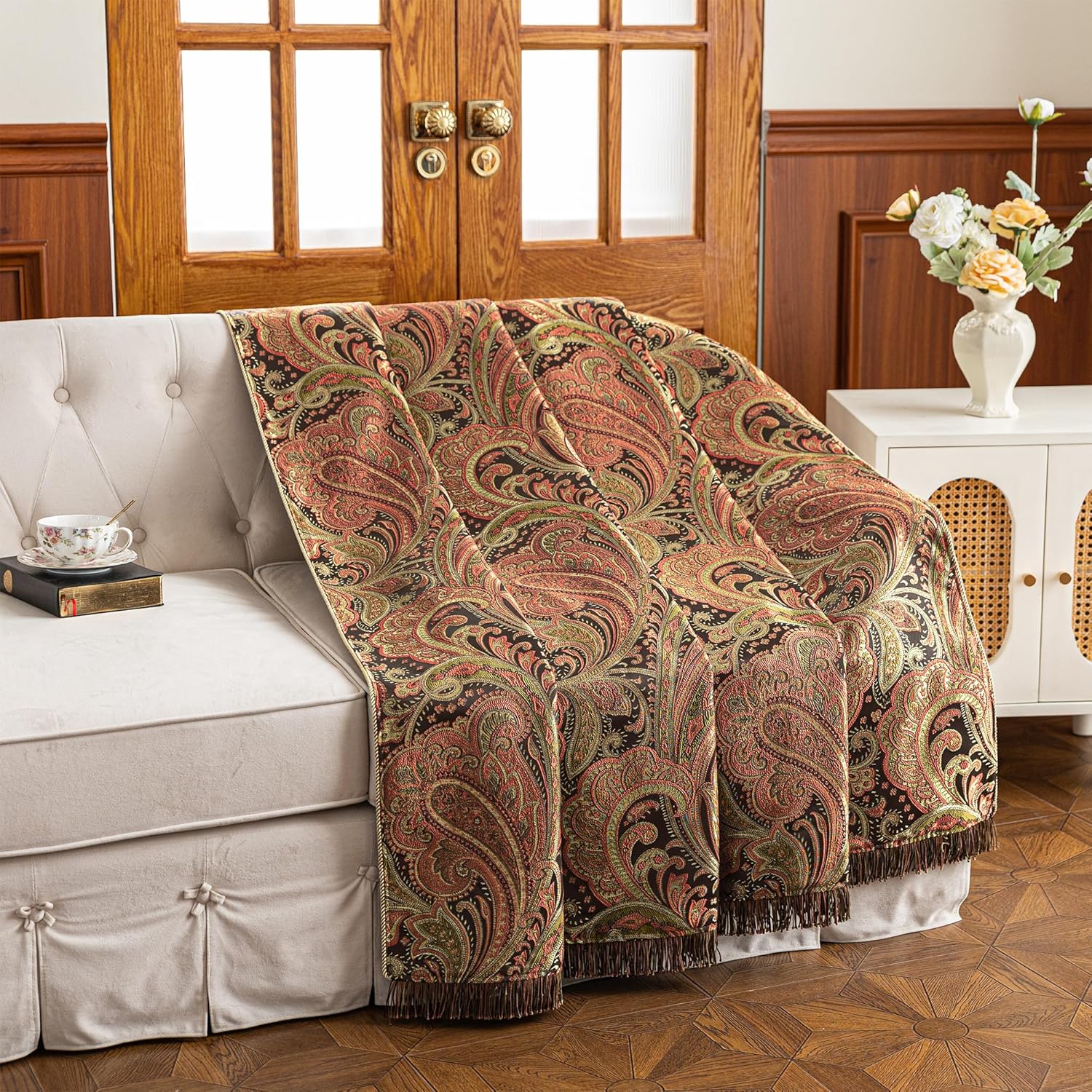 Loom and Mill Vintage Damask Throw Blankets for Bed, Classic Paisley Design Throws with Fringes Trim, Soft Lightweight Velvet Lined Throw Blanket for Sofa Couch Chair All Seasons(Multi Color,52”x72”)