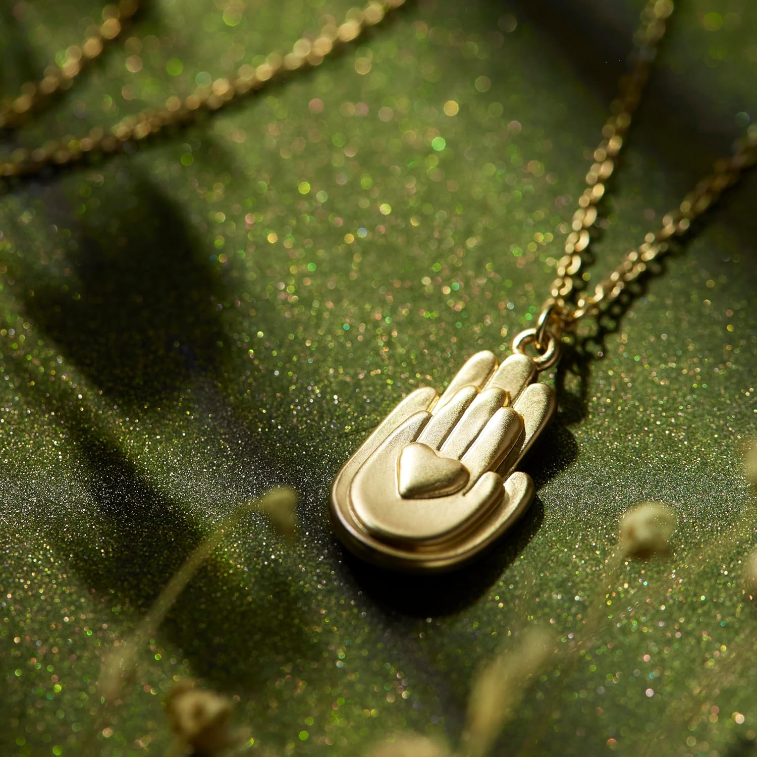 DEMDACO Women's Everyday Fashion Layered Pendant Chain Necklace 16 Inch - Image 6