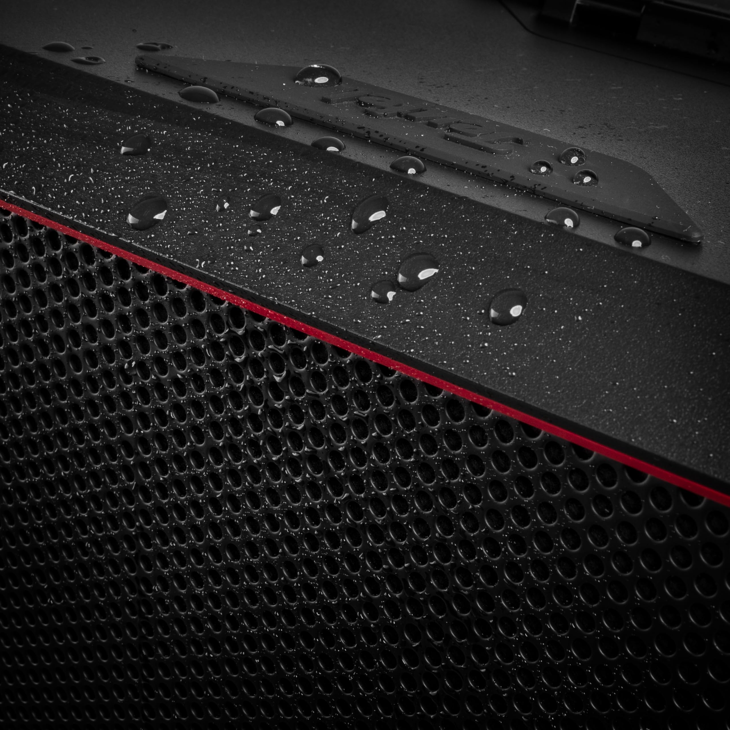 Teufel ROCKSTER 2 - Großer Bluetooth Lautsprecher - Mobiles Event Sound System mit Rollen, 440 W, mit Langer Akkulaufzeit, 380 mm Tieftöner, Schnellladefunktion, Robust Party Speaker