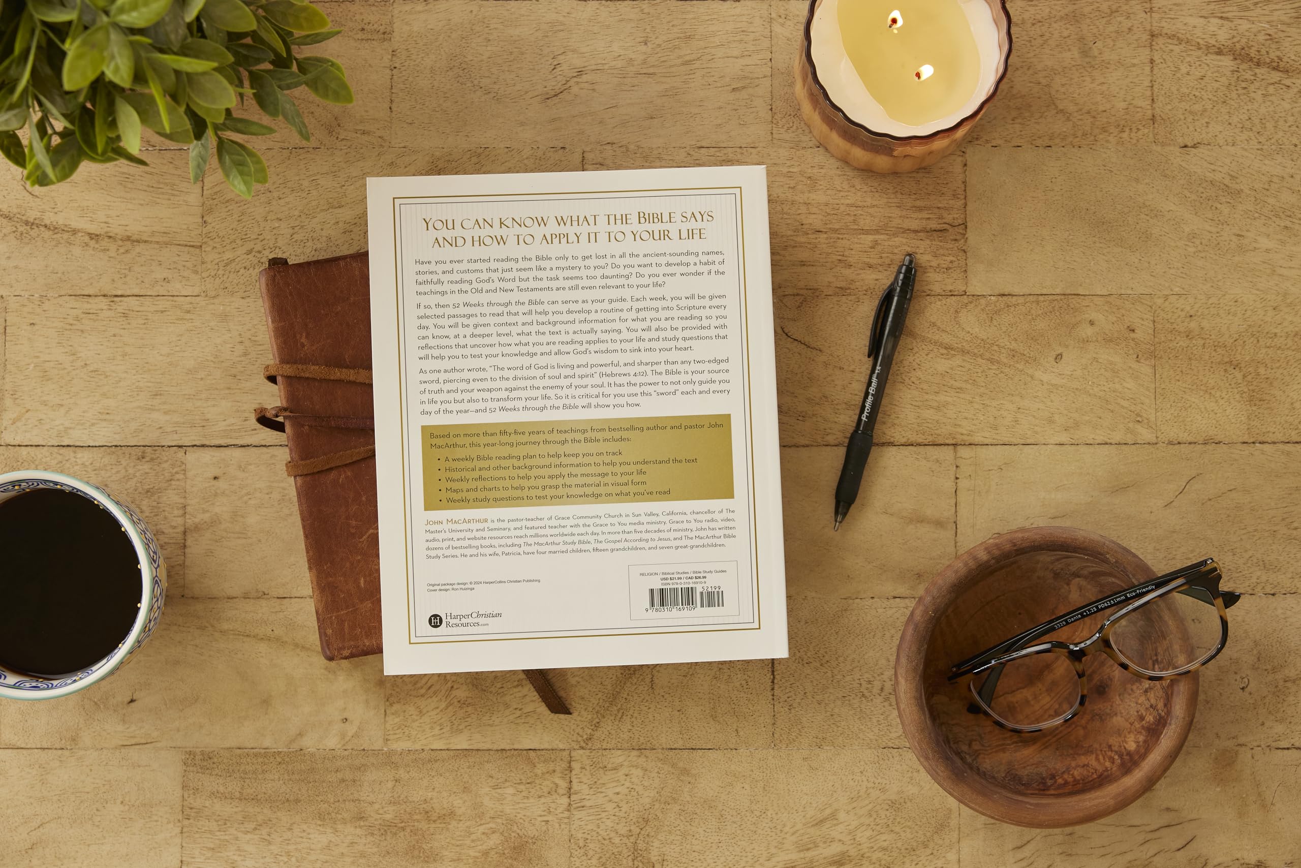 52 Weeks Through the Bible: A Year-Long Bible Study for Men and Women