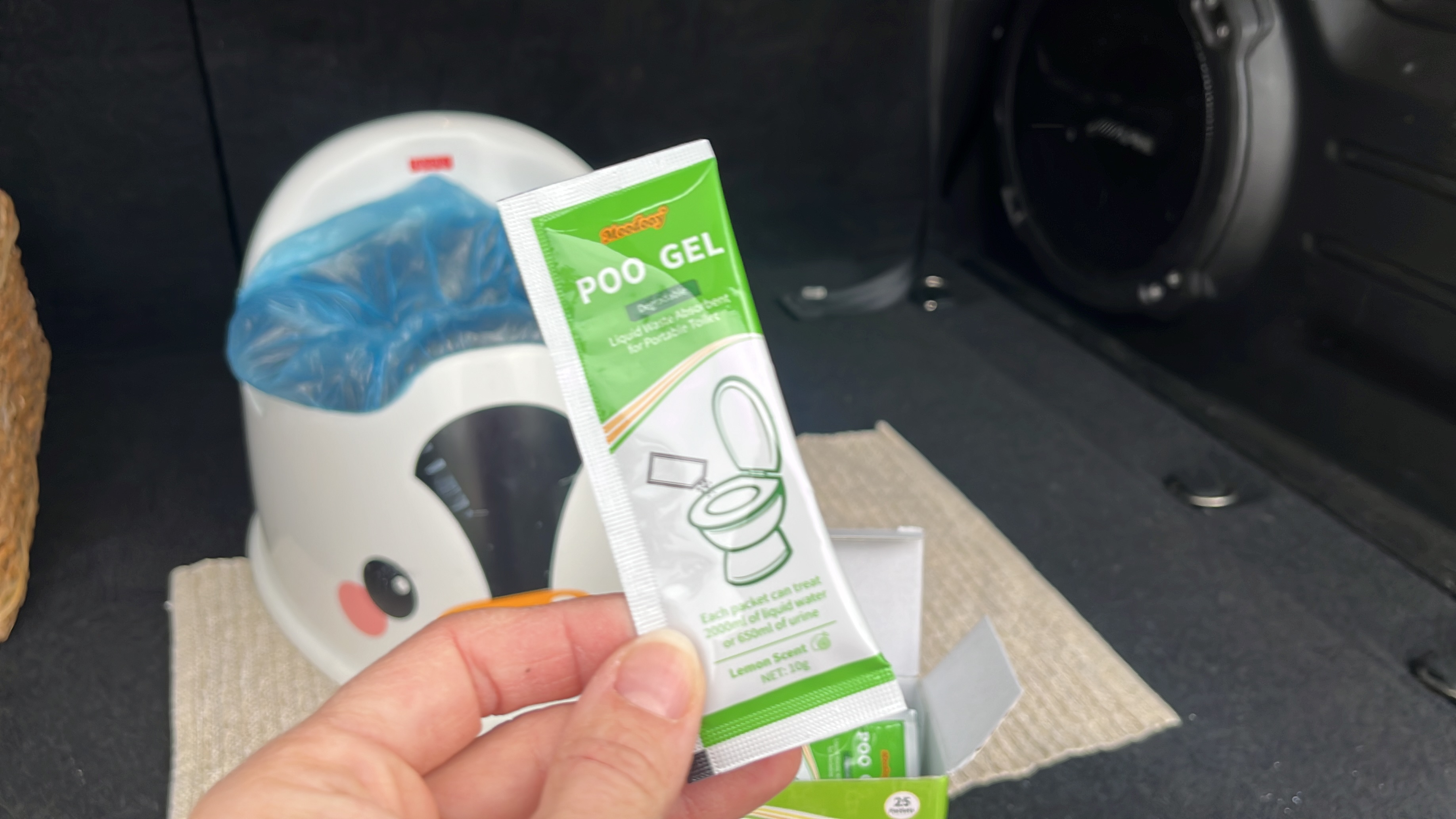 Full demo on how these poo gel packs work! on Amazon Live