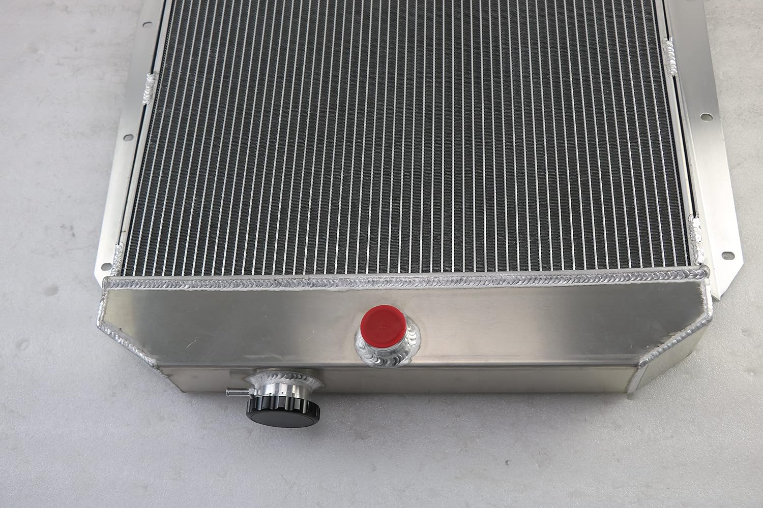4 Row Aluminum Radiator for 1955-1959 Chevy Truck 3100 3200 3400 3500 3600 3800 GMC 1956 1957 1958 Radiators