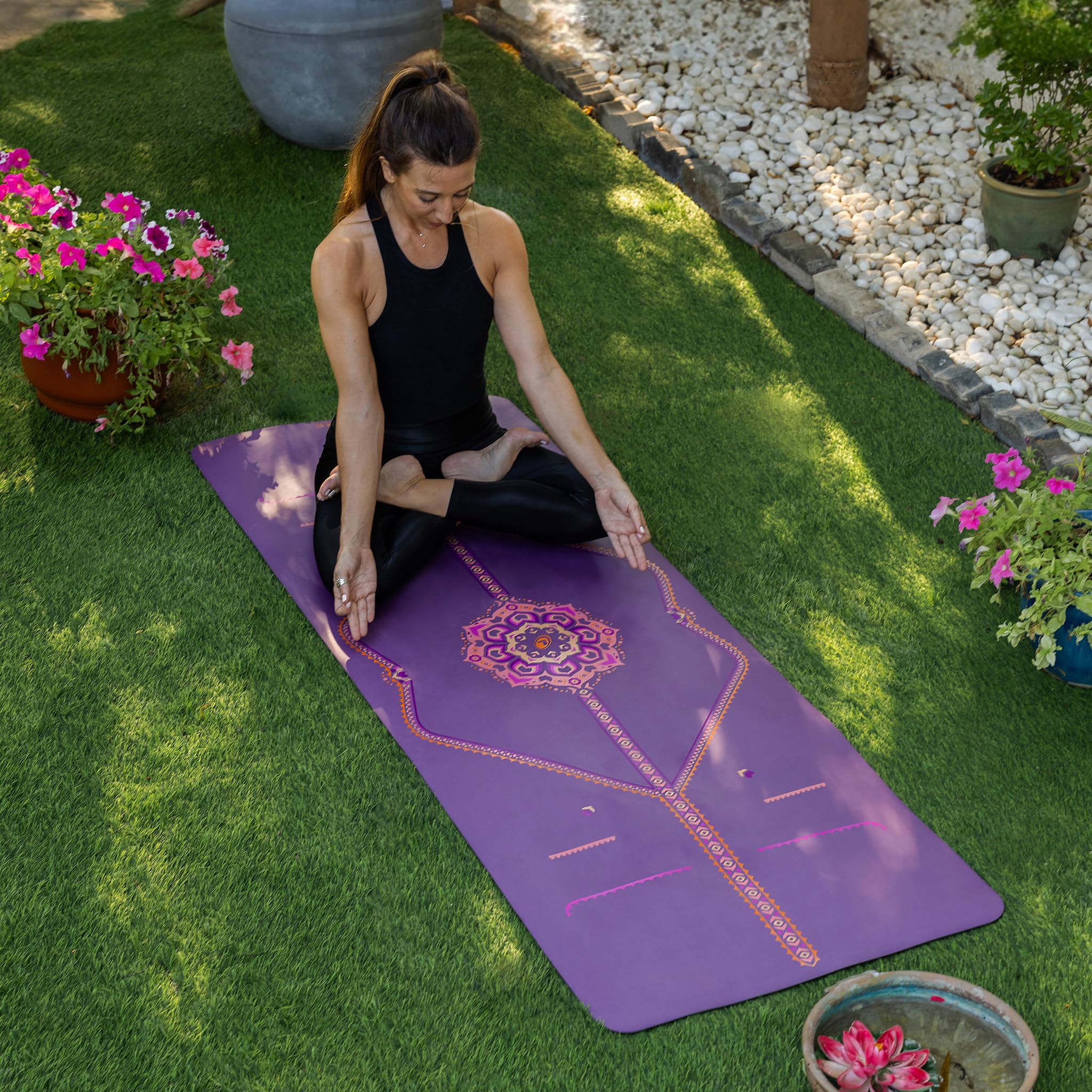 Liforme - Esterilla de yoga con diseño de loto floreciente