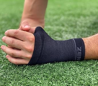 Zensah Compression Wrist Support - Wrist Sleeve for Wrist Pain, Carpal Tunnel - Wrist Support - Wrist Brace (Small, Black/Grey)
