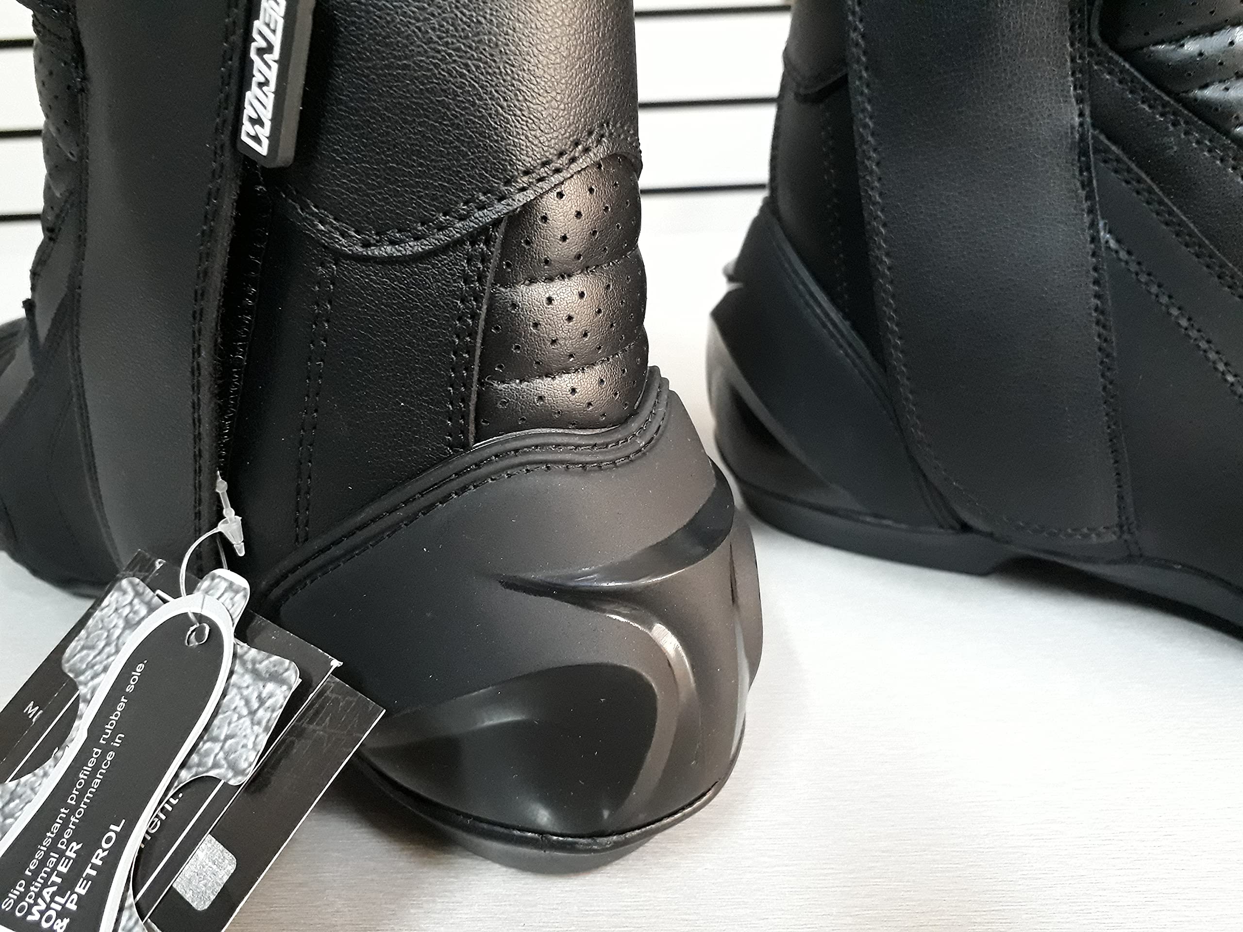 WinNet Stivali stivaletti bassi Falco rossi da Moto Racing o Turismo sportivo con Protezioni e Sliders