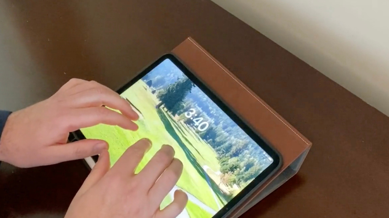 Watch Antbox iPad Case Review&colon; Perfect Blend of Style