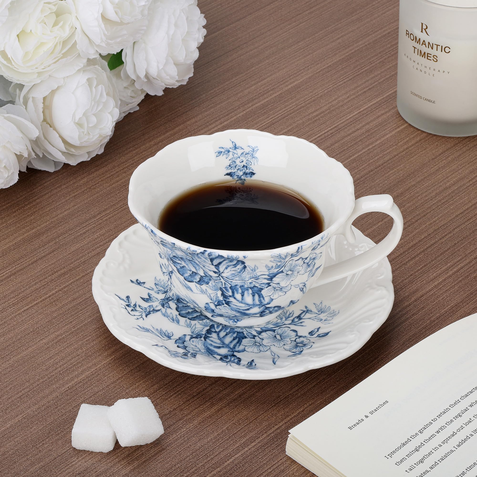 fanquare Vintage Teetasse und Untertasse Sets, Blaue Porzellan Teetassen mit Blumenmuster, Elegante Kaffeetasse und Untertasse für Teeparty Weihnachtsgeschenke 250 ml
