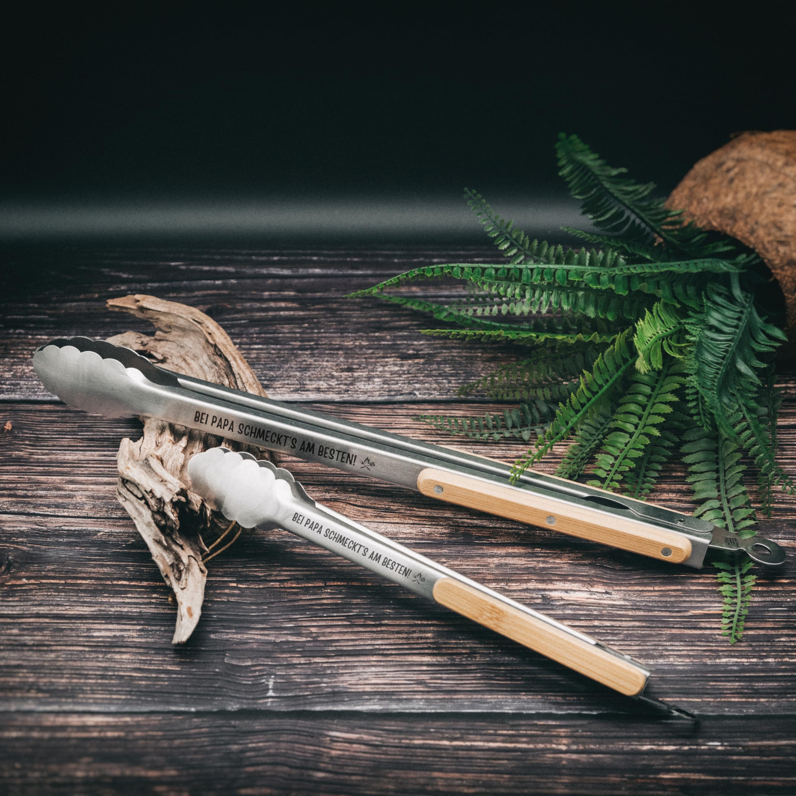 Grillzange personalisiert, Vatertagsgeschenk, Papa & Opa Geschenk, BBQ Zange, Vatertag, Männergeschenke mit deinem individuellen Wunschnamen (Papa groß)