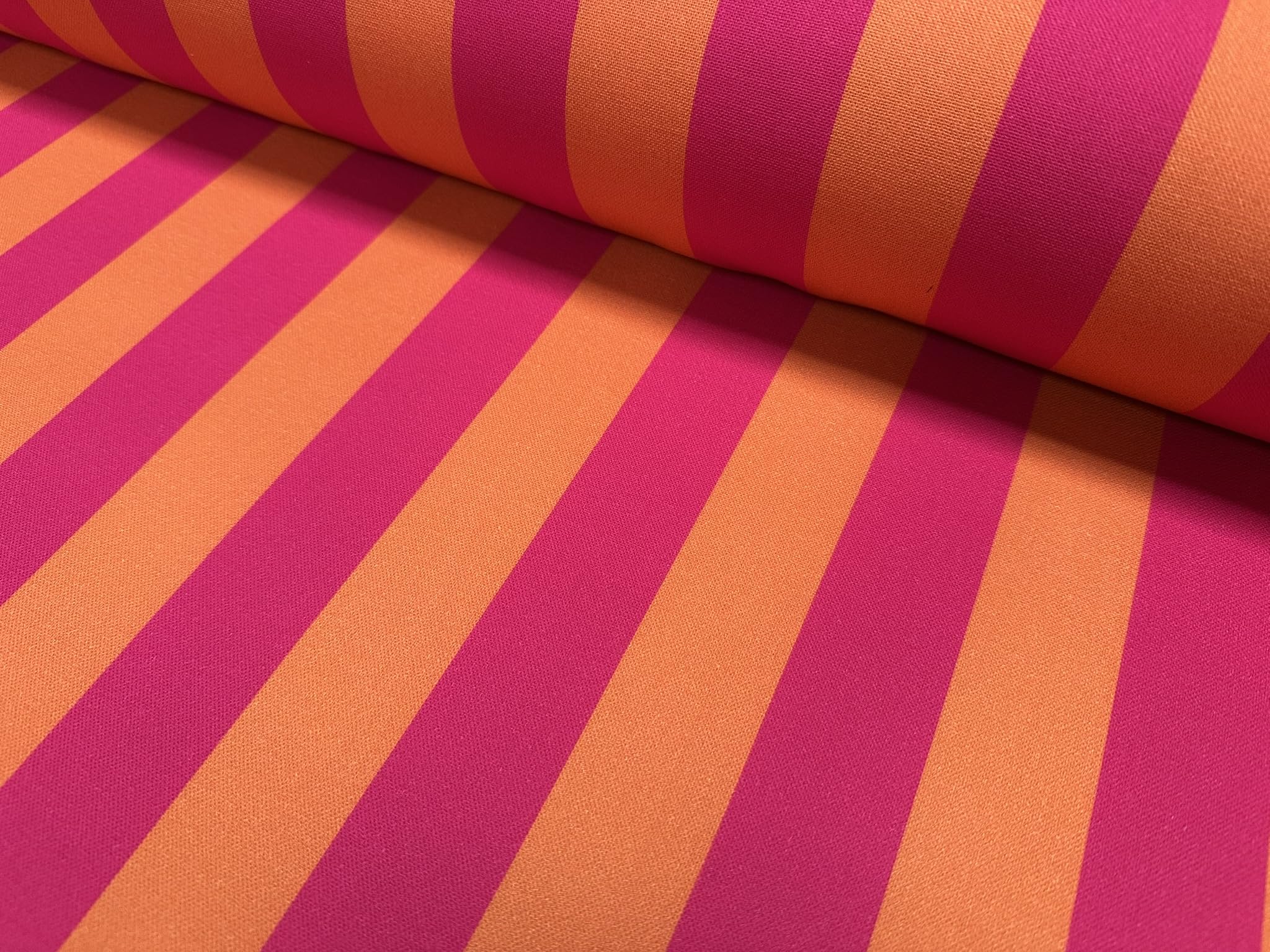 Tessuto con stampa digitale Joy a righe e quadri, per arredamento, decorazione per la casa, tende, tappezzeria, cuscini, materiale per sartoria, larghezza 140 cm, rosa e arancione (2 metri, a strisce)