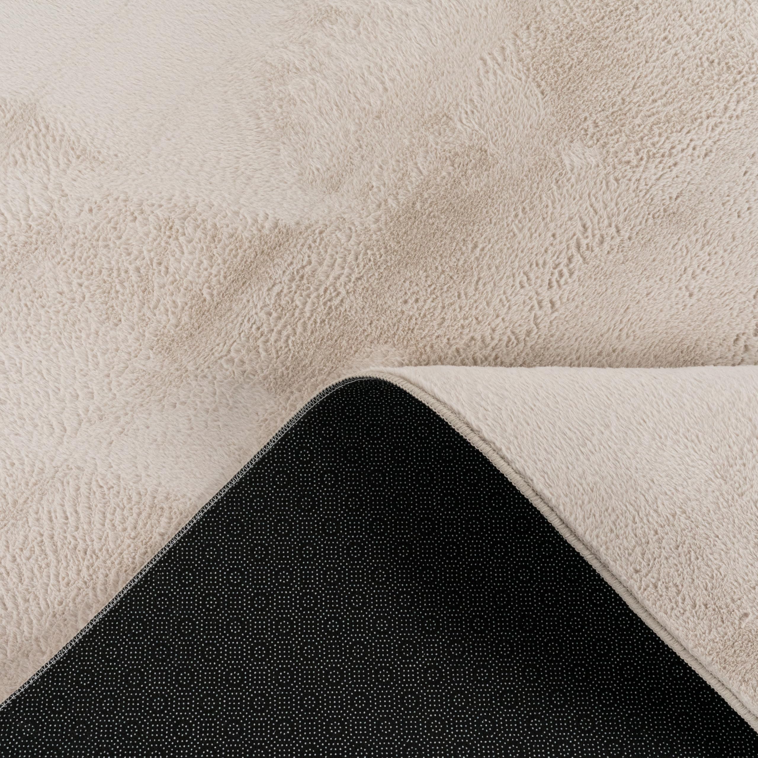 Paco Home Tapis Salon Fausses Fourrures Doux Lavable Moderne Élégant Facile À Entretenir Effet Fourrure Uni Brillant Douillet À Poils Longs, Dimension:200x280 cm, Couleur:Crème