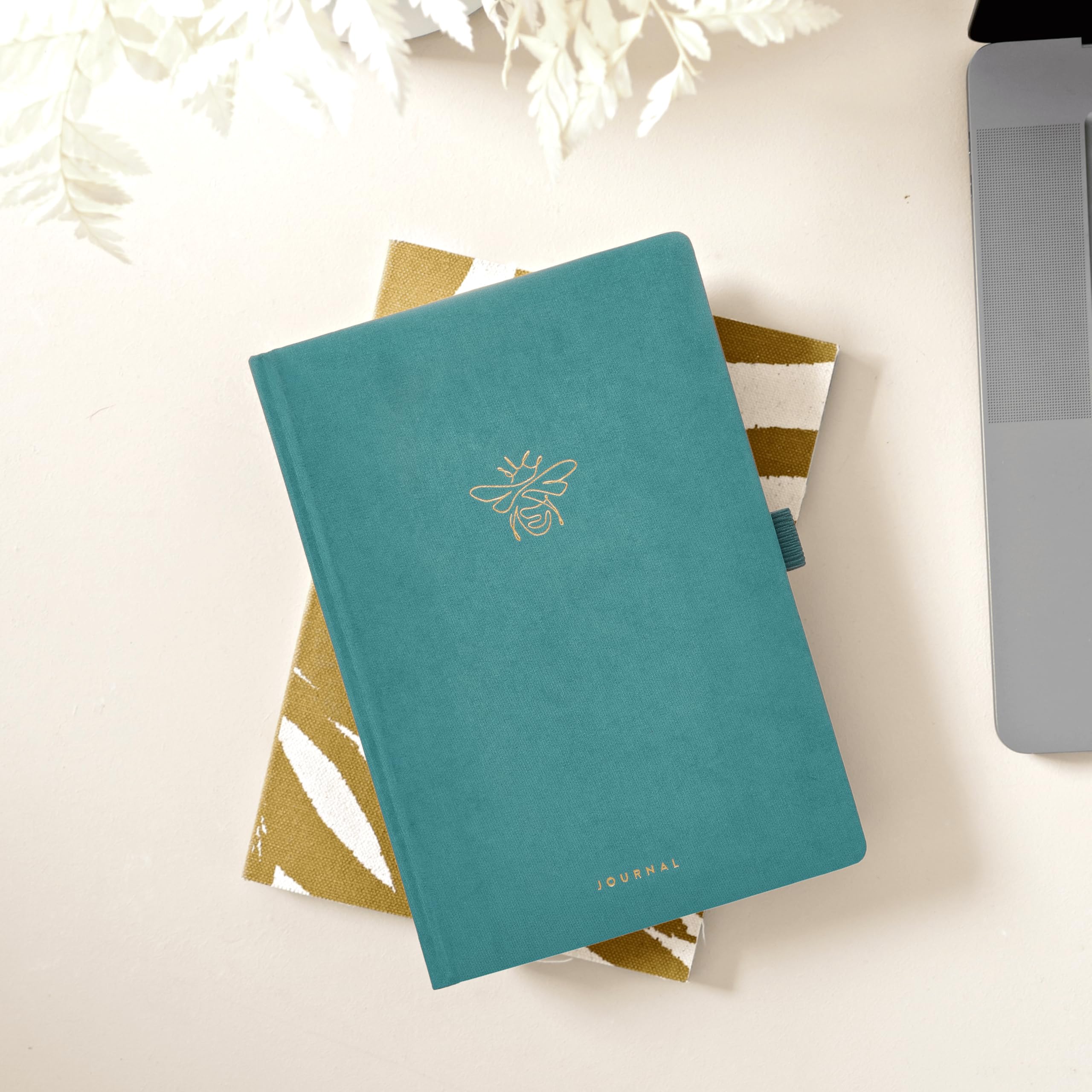 Bullet Planners & Dot Grid Journals 160gsm Pages | Paint Pens – Archer And Olive