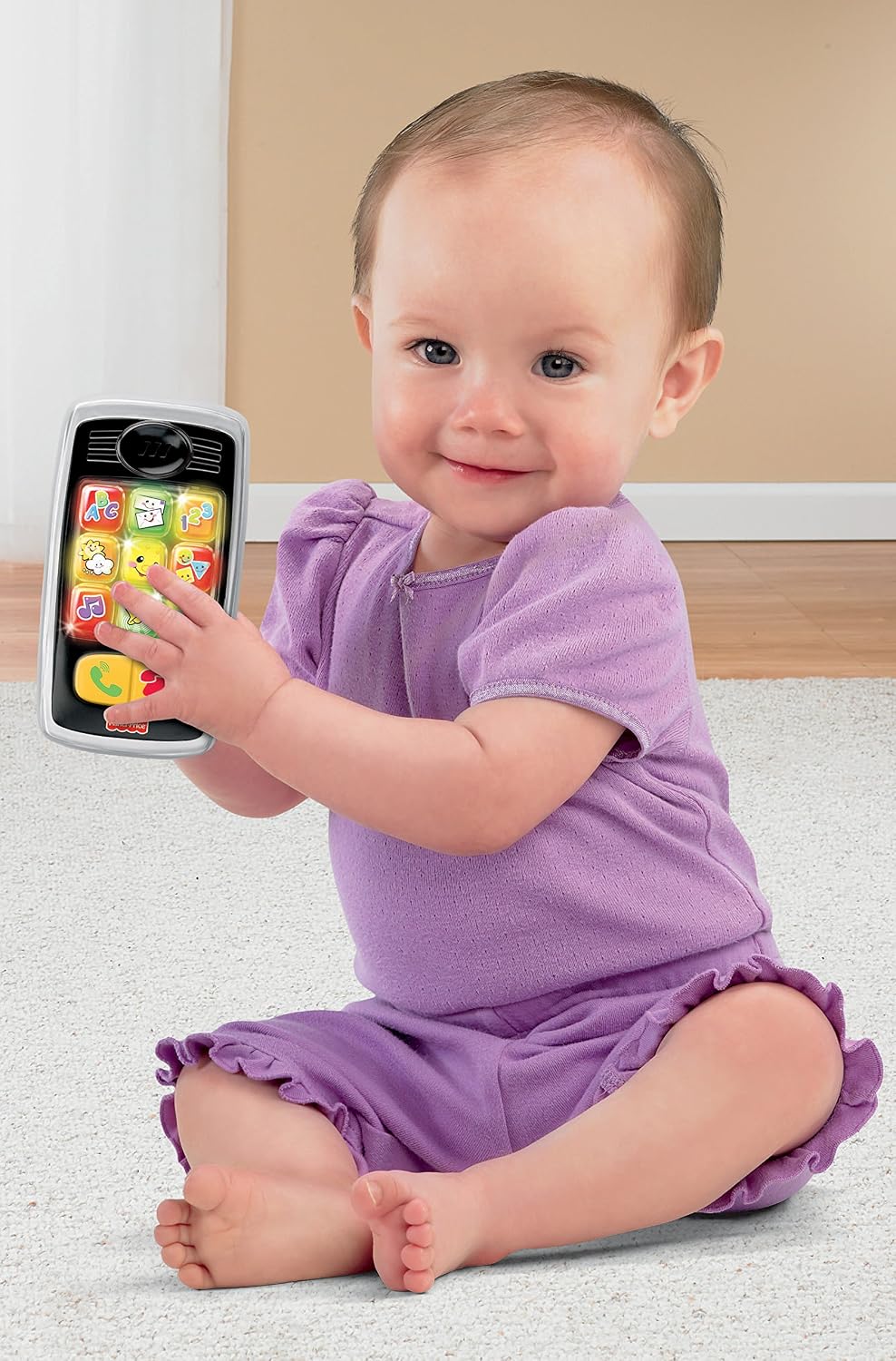Fisher-Price Laugh & Learn Remote and Smilin' Smartphone Bundle