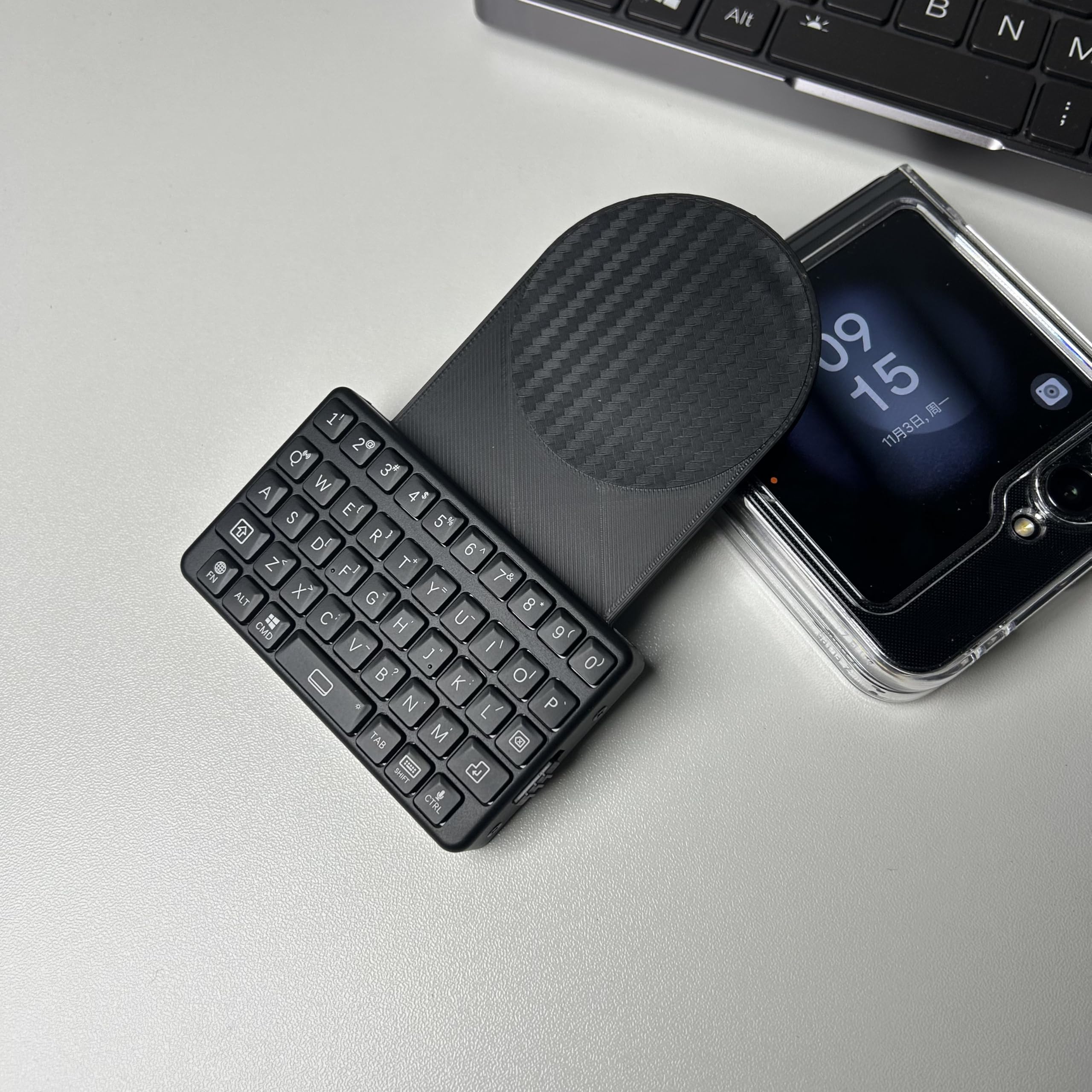 Amazon.co.jp: EXKnight マグネットキーボードキット Samsung Galaxy Z