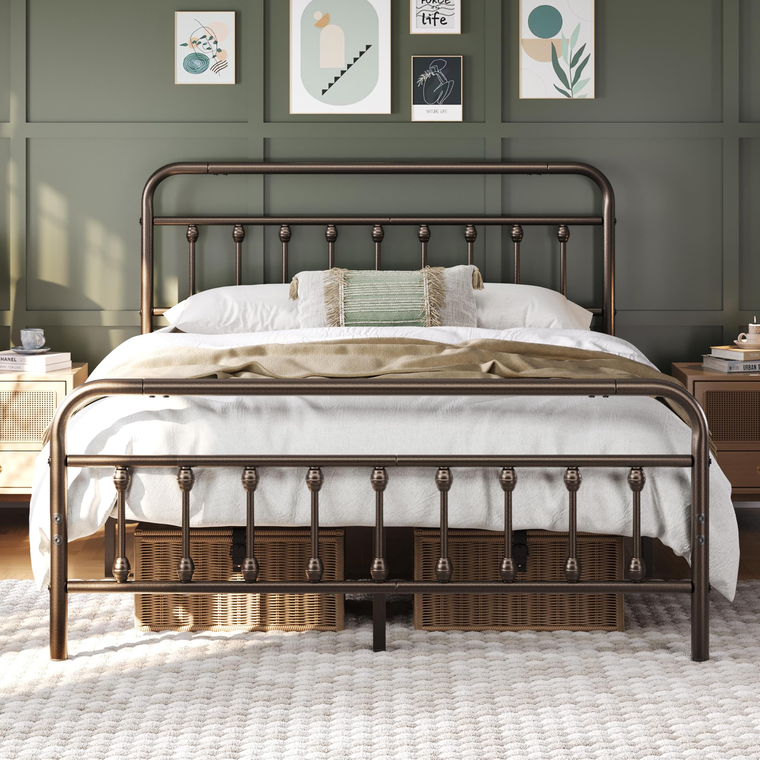 Yaheetech 5ft King Bed Frame Vintage Iron Platform Bed with High Headboard and Footboard, Strong Metal-Framed Bed with Storage Bronze
