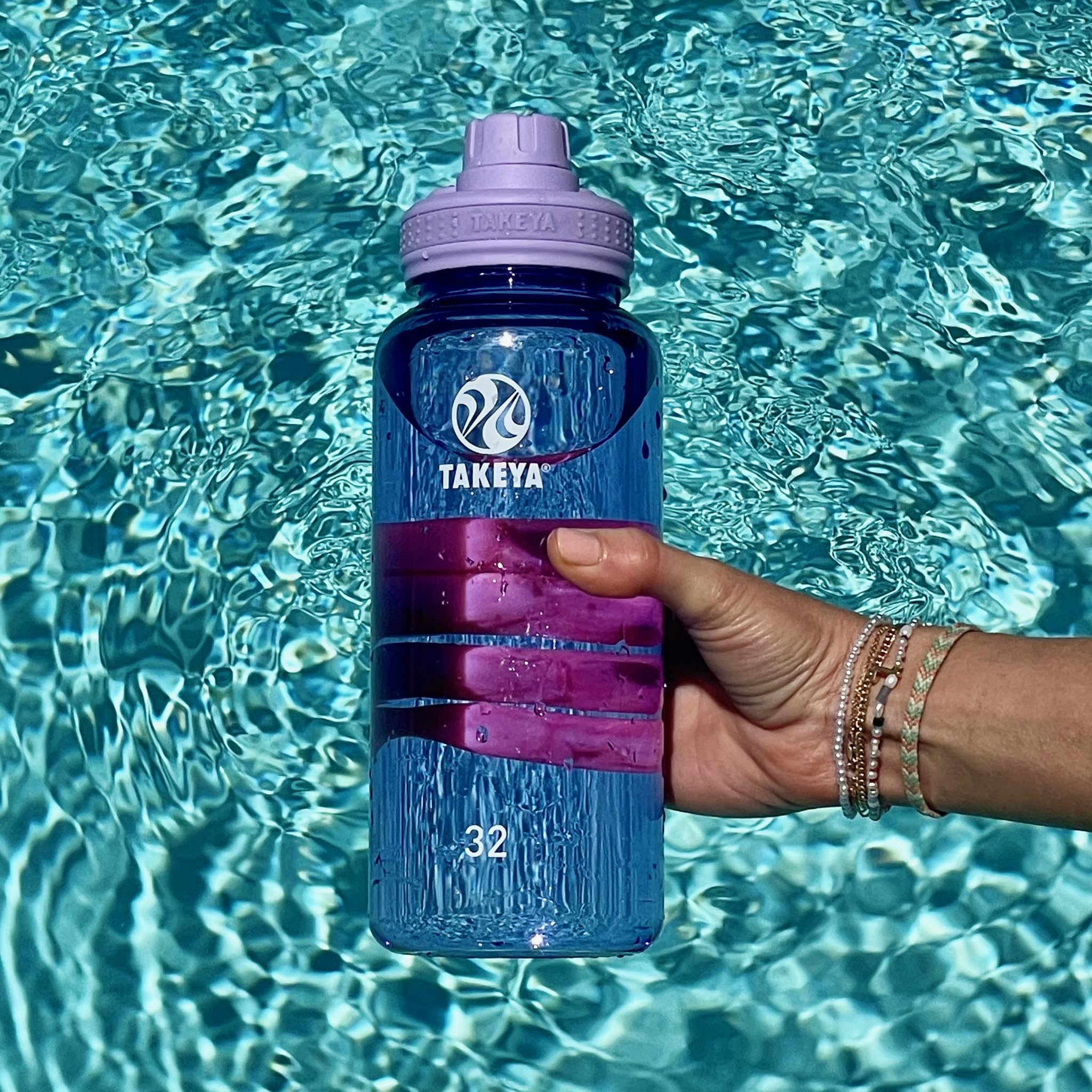 Takeya Tritan Bottle 24oz/700ml - STK