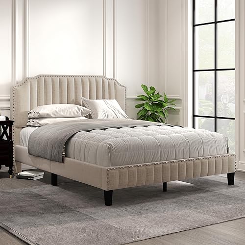 Modern Linen - Cama de plataforma tapizada curvada, marco de madera maciza, ribete de cabeza de clavo, color beige