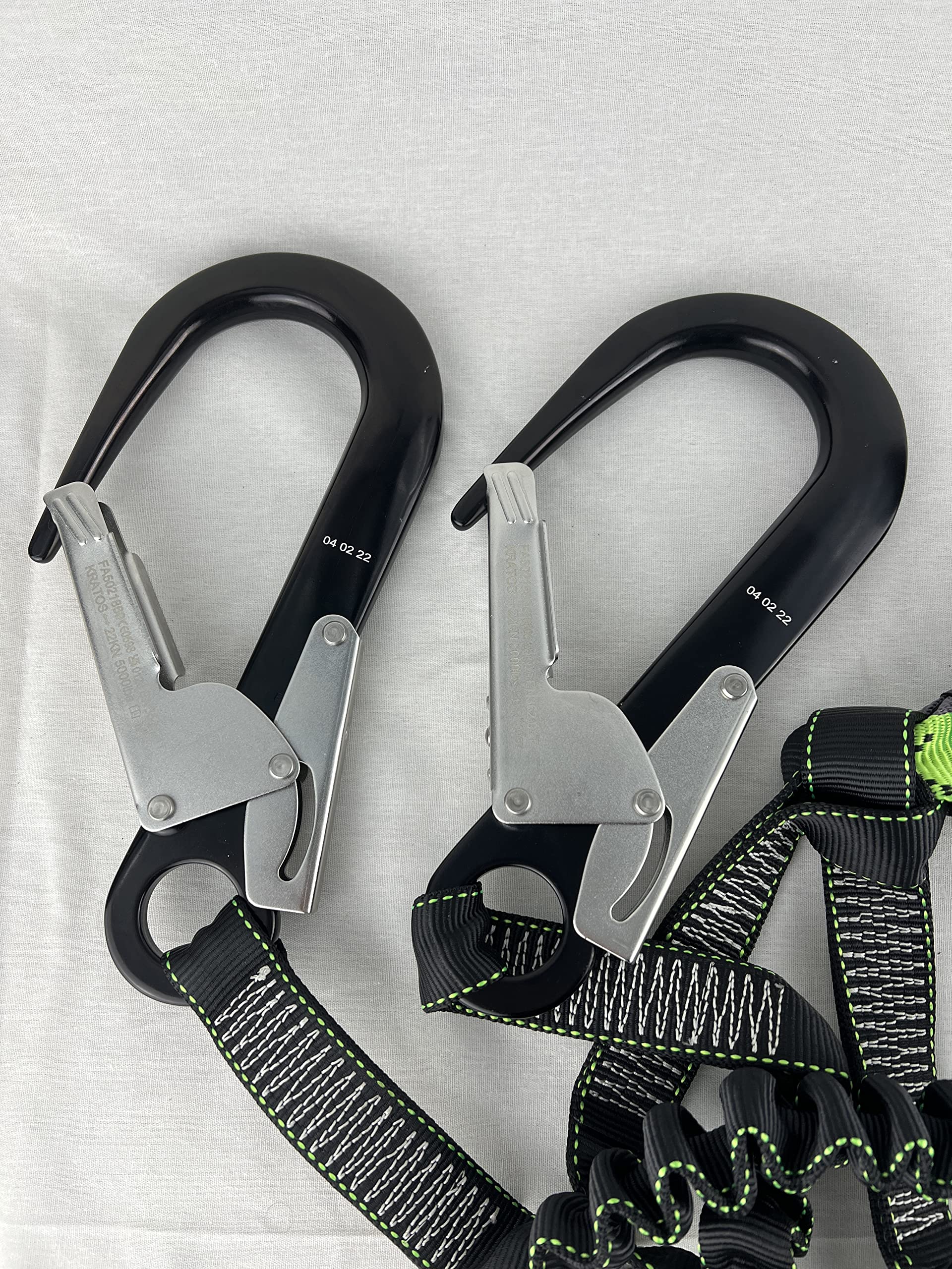 KRATOS SAFETY - Longe Fourche en Sangle élastique avec absorbeur d'énergie et 3 mousquetons Aluminium, Longueur 1,50 m - 119-FA3082015