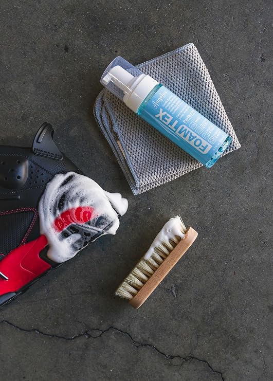 Angelus Foam Tex Cleaning Kit, Shoe Cleaning Kit for Leather, Canvas, Suede, and Rubber Removes Dirt, Stains, and Scuffs Non-Toxic, For Sneakers, Hats, Furniture, Clothing & More. Made In USA