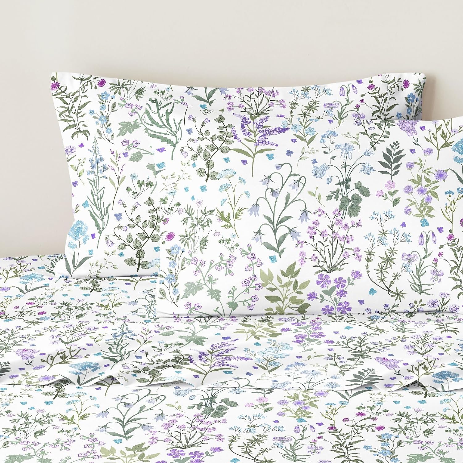Wake In Cloud - Floral Bed Sheets, 4-Piece Sheet Set, Botanical Flower Shabby Chic Pattern Printed Cottagecore Vintage Aesthetic Bedding, Deep Pocket, Purple White, Queen Size