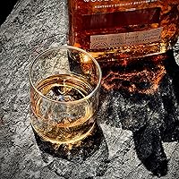 Vista 4 de Purelite Vasos pequeños iridiscentes de montaña para whisky, vodka, vino, ginebra o cócteles, vidrio de borosilicte de 5.7 onzas líquidas