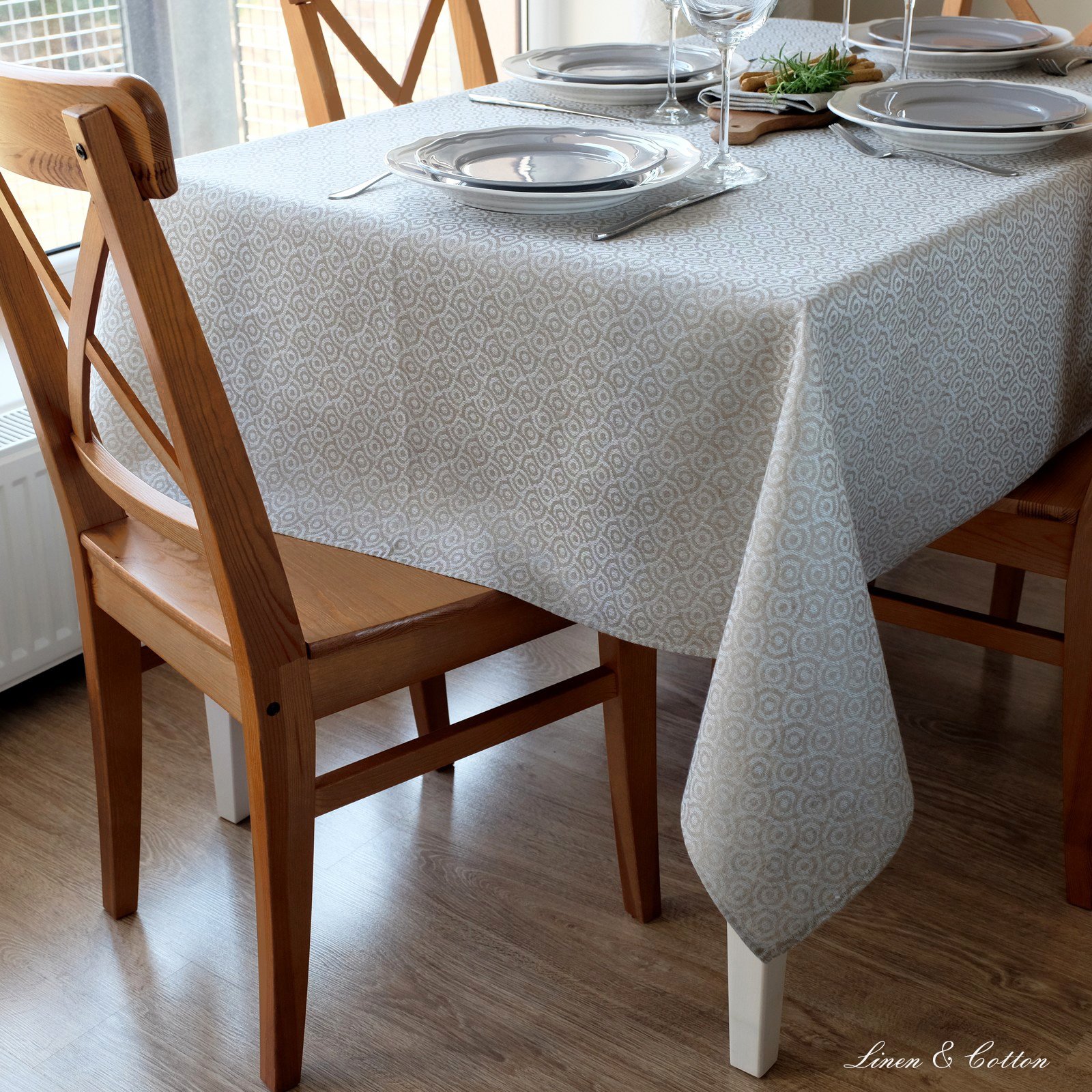 Linen & Cotton Jacquard Nappe de Table Ornements Désign Cervo - 100% Lin, Bleu Clair Beige (147 x 200 cm) Lavable Rectangulaire Grande Taille Couverture pour la Cuisine Décoration Salle à Manger Salon