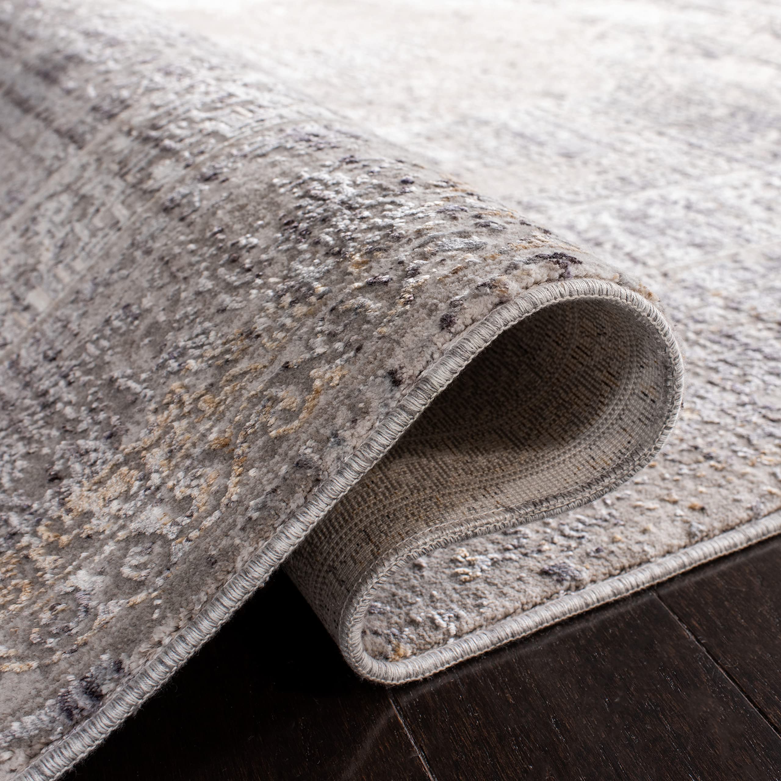 SAFAVIEH Dream Collection 5' x 8' Grey/Ivory DRM425F Vintage