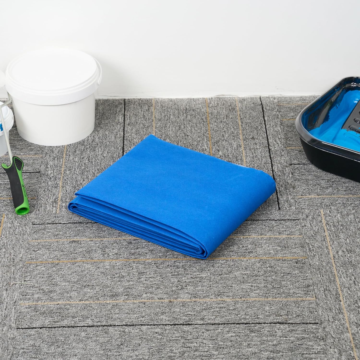 Restaurantware Drop Cloth 4 x 15 Feet Waterproof 12 Blue Plastic Painter's Sheeting Durable Reusable Non-Slip Leakproof Drop Sheets for Painting, Furniture Covers, Dust Protection, Easy Cleanup