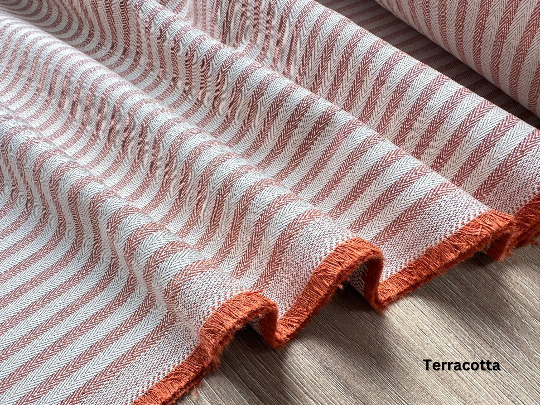 Tissu à chevrons effet lin 5 mm pour coussin à rayures crème pour décoration d'intérieur - 328 cm extra large - Vendu au mètre - Terre cuite