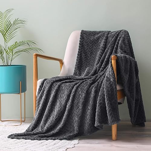Exclusivo Mezcla Large Flannel Fleece Throw Blanket, Jacquard Weave Leaves Pattern (50" x 70", Grey) - Soft, Warm, Lightweight and Decorative