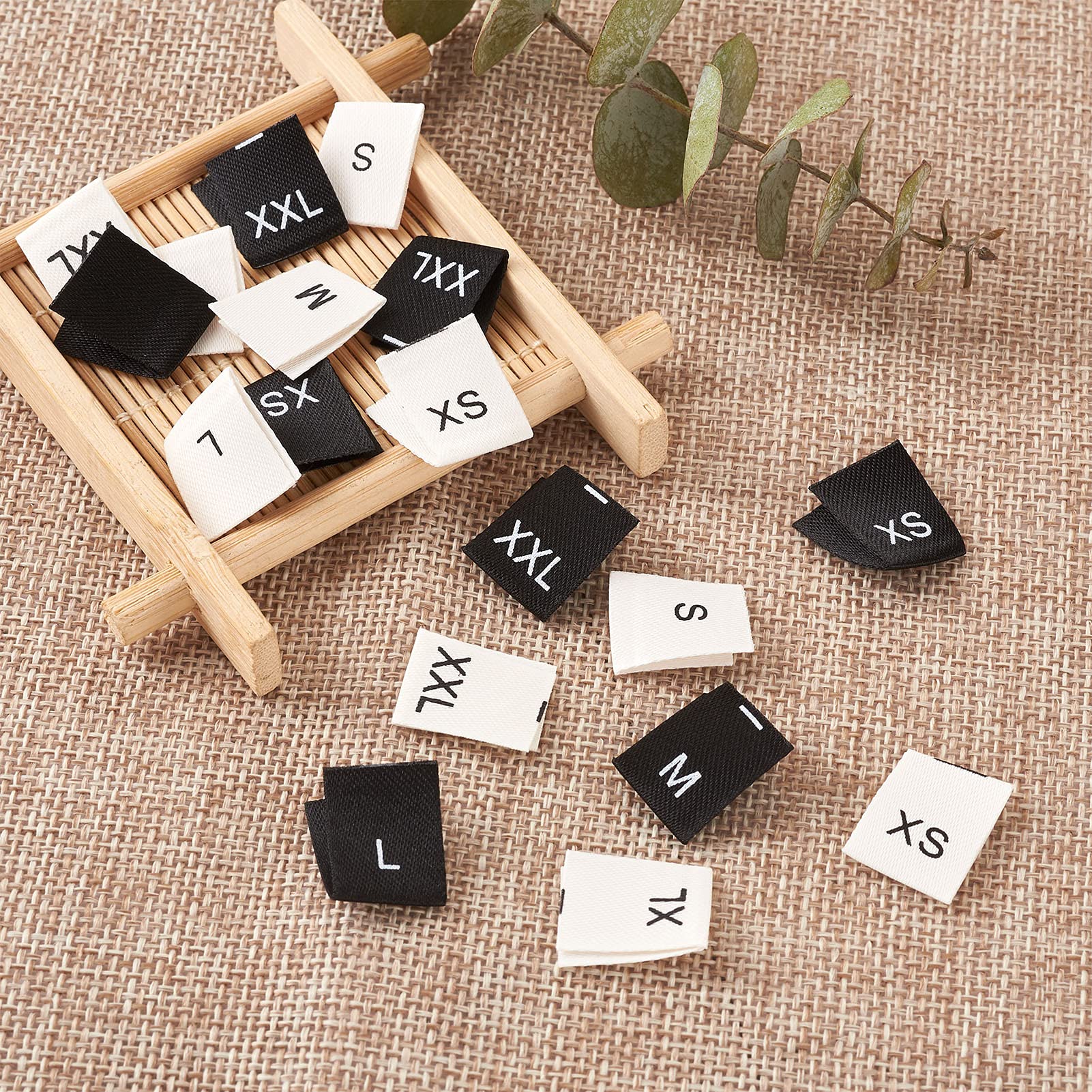 Amazon | 約480枚 6サイズ 刺繍タグ サイズラベル 衣類 布タグ ネーム