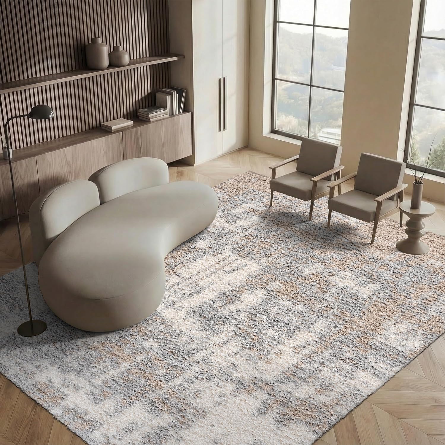 SAFAVIEH Lindsay Shag Collection Runner Rug - 2'2" x 8', Grey & Ivory Beige, Modern Design, Plush 1.8-inch Thick, Ideal for High Traffic Areas in Living Room, Bedroom, Dining Room (LNS552F-28)