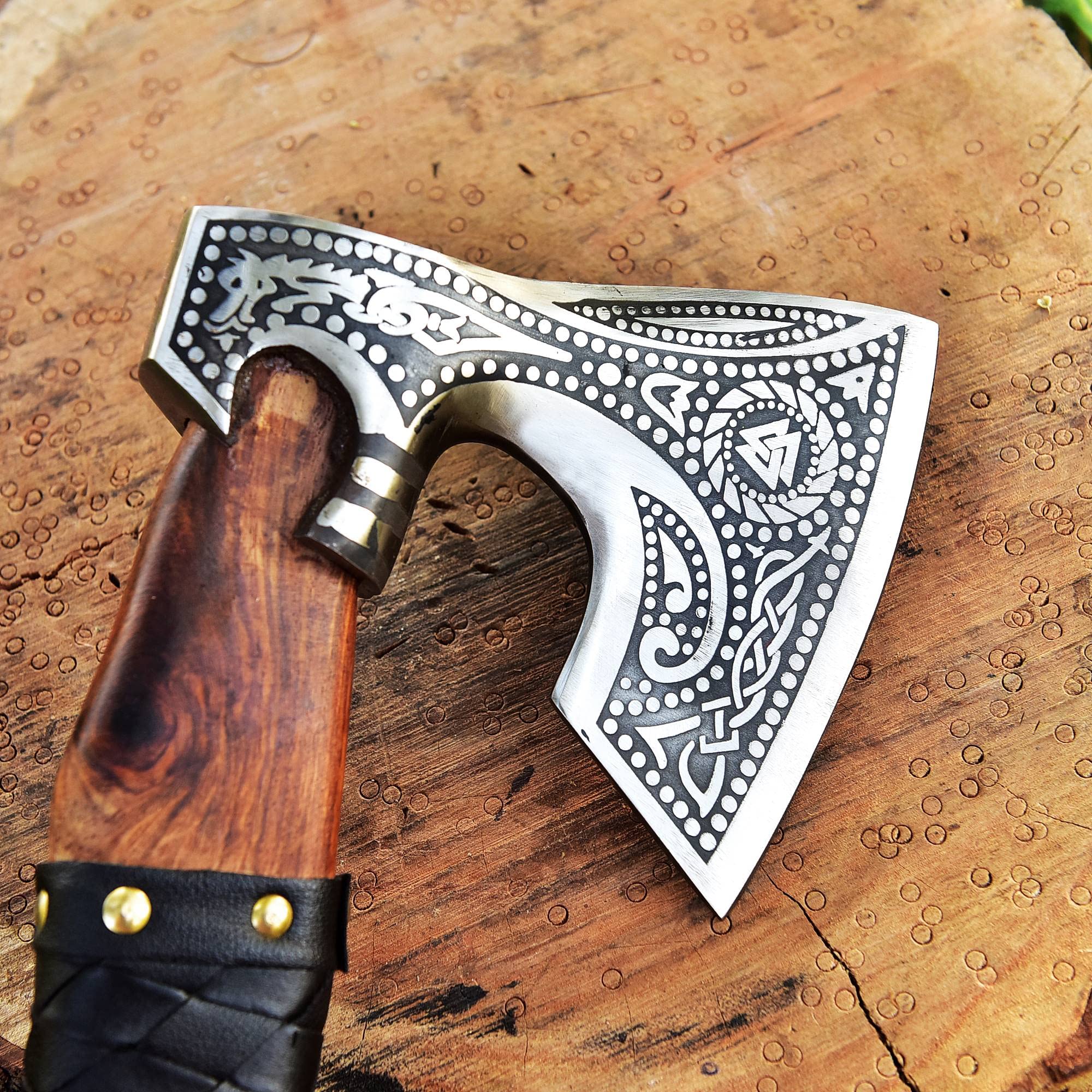 Hachette Tactique Tomahawk - Acier Carbone - Faite Main Au Pakistan - Neuf - Pour Collection Ou Survie