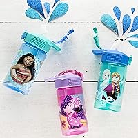 Vista 4 de Zak Designs Disney Frozen 2 - Cubierta de boquilla para niños y asa de transporte integrada hecha de plástico, diseño de botella de agua a prueba