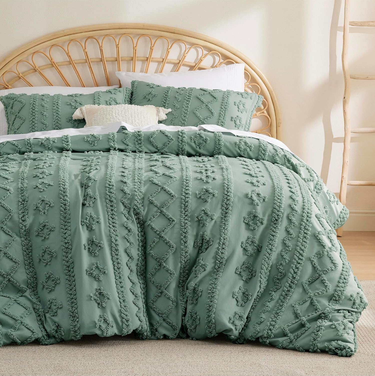 Bedsure Queen Size Green Comforter Duvet Insert and Boho Duvet Cover Set with Pillow Shams - All Seasons Bedding