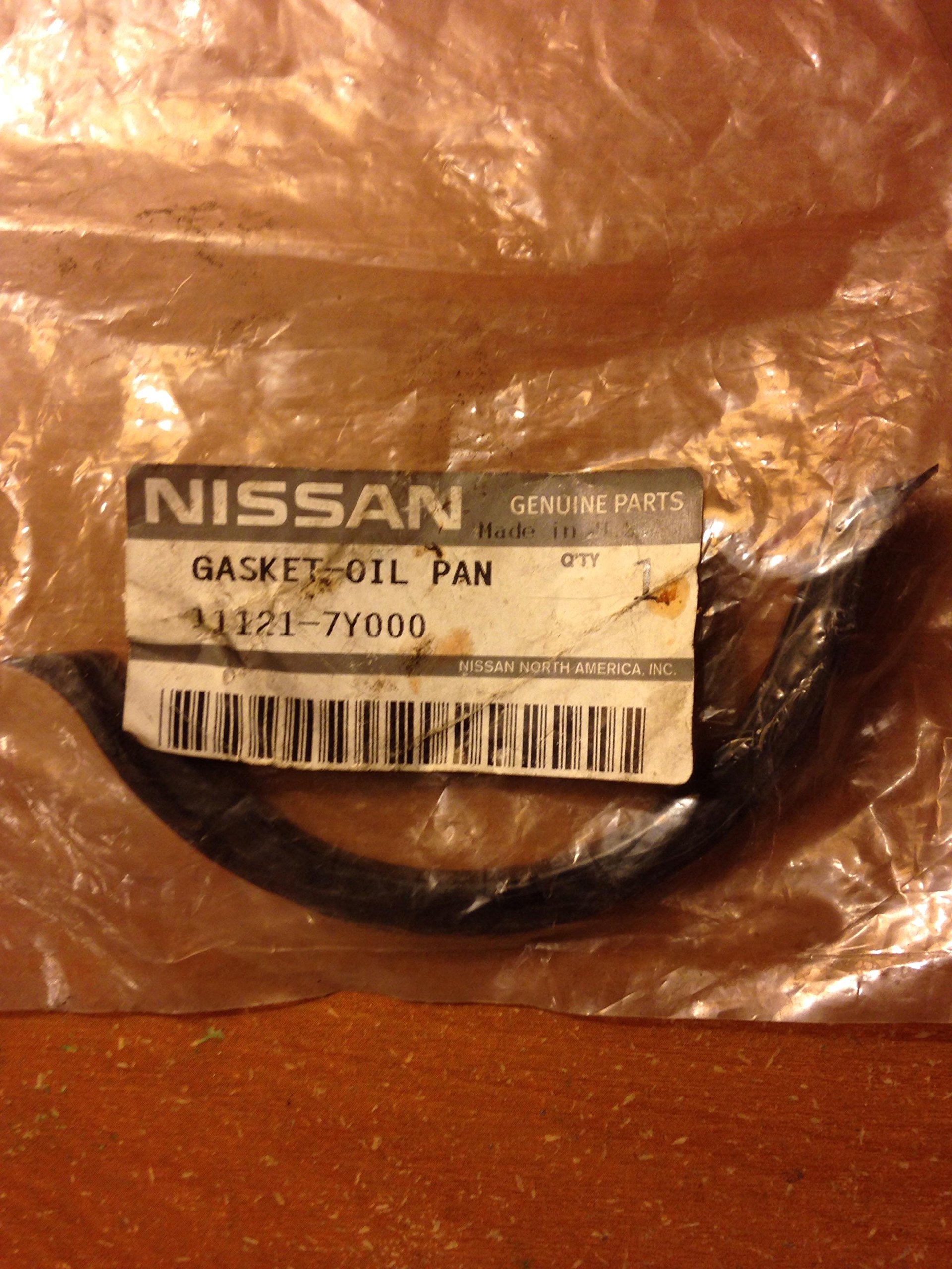 Amazon.com: Genuine Nissan Parts - Gasket-Oil Pan (11121-7Y000